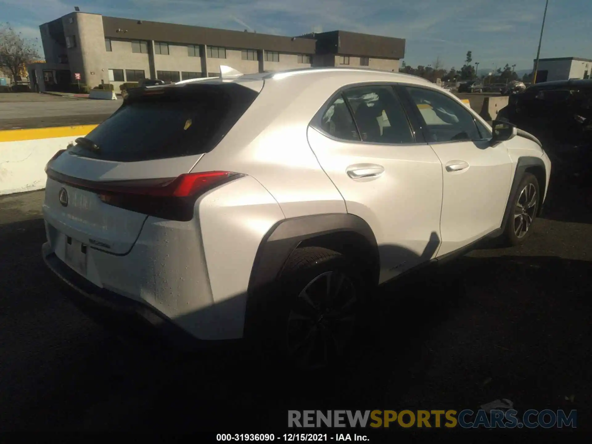 4 Photograph of a damaged car JTHU9JBHXK2017619 LEXUS UX 2019