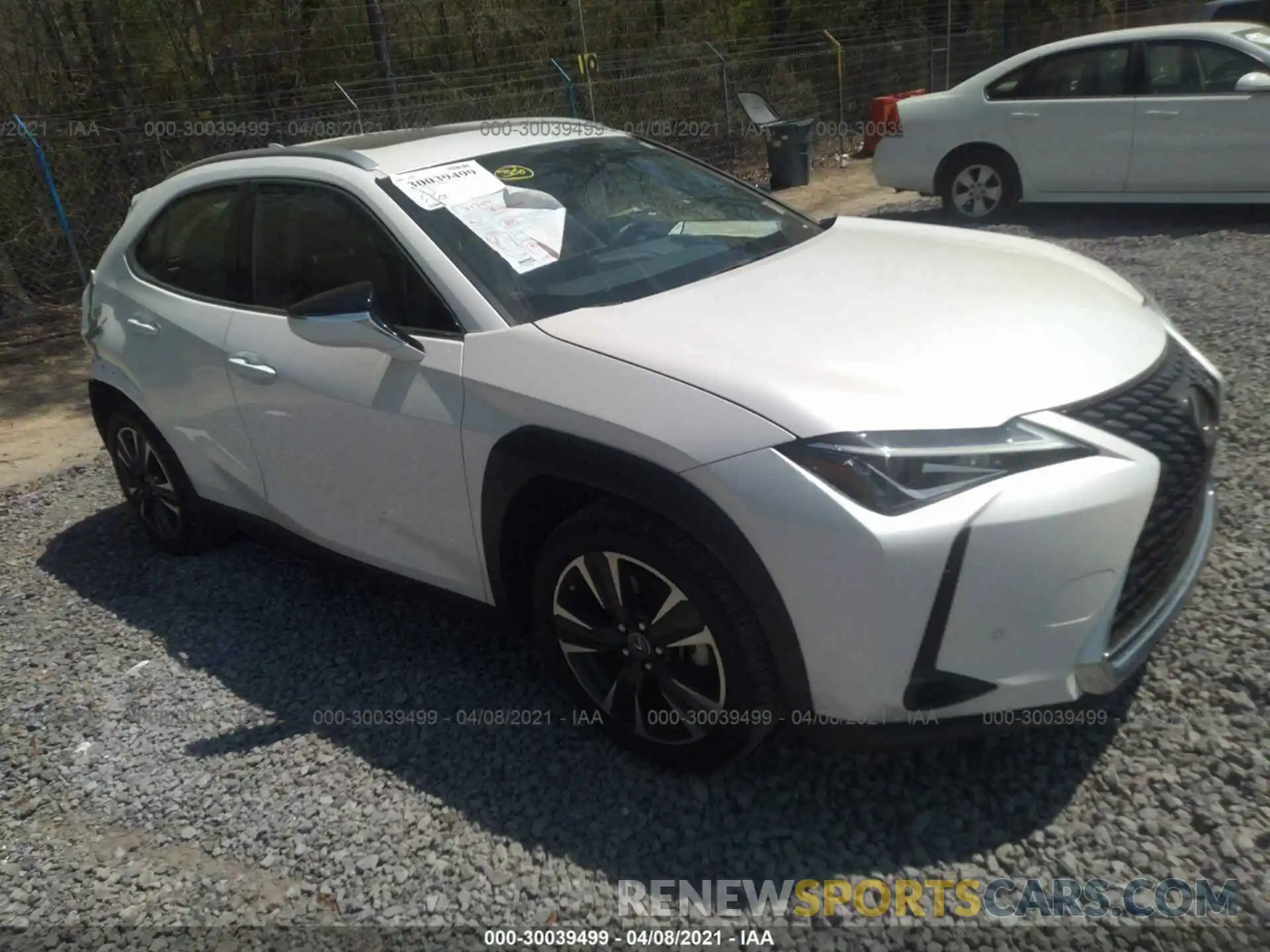 1 Фотография поврежденного автомобиля JTHY3JBH0K2015803 LEXUS UX 2019