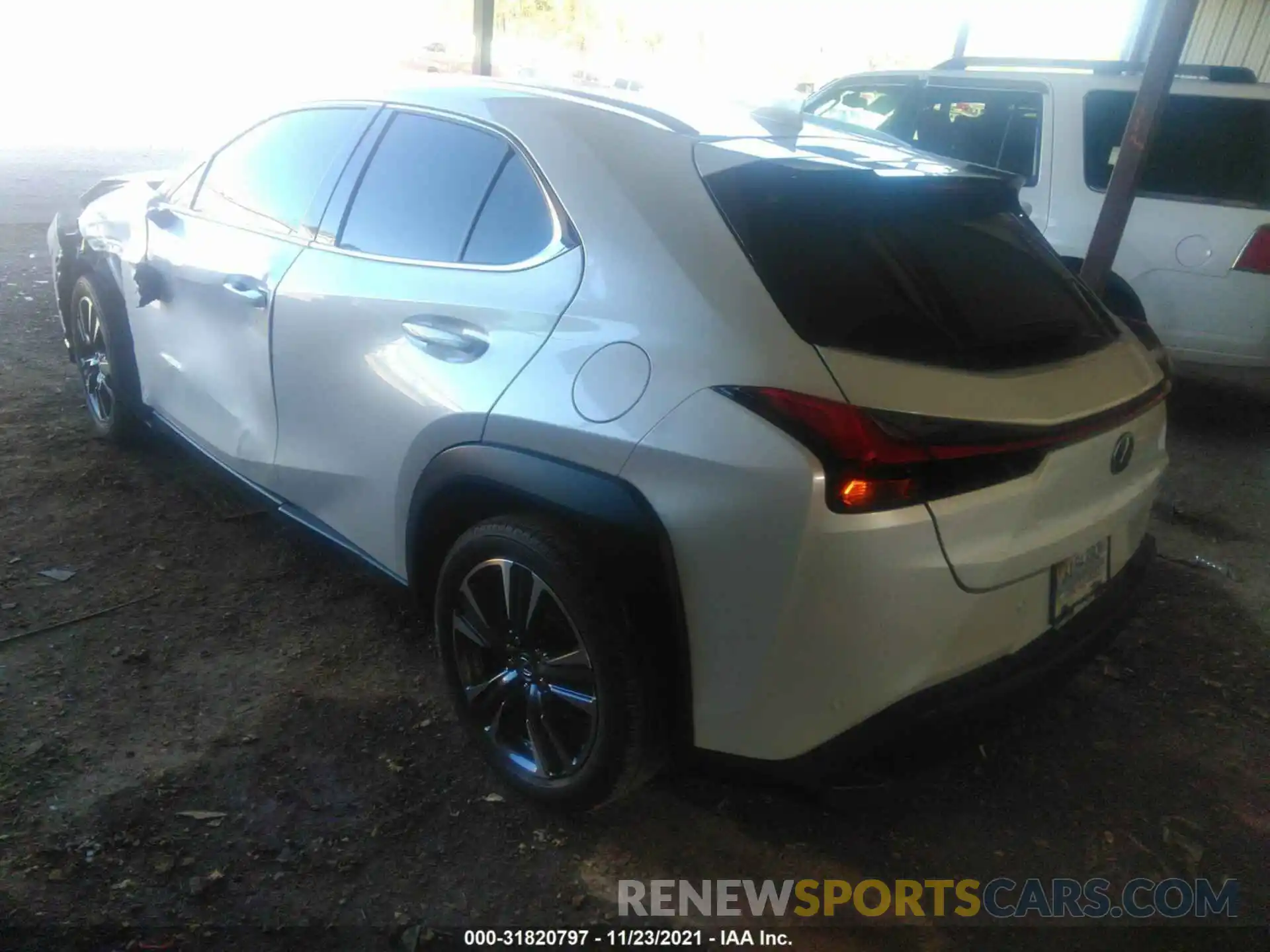 3 Фотография поврежденного автомобиля JTHY3JBH1K2003210 LEXUS UX 2019