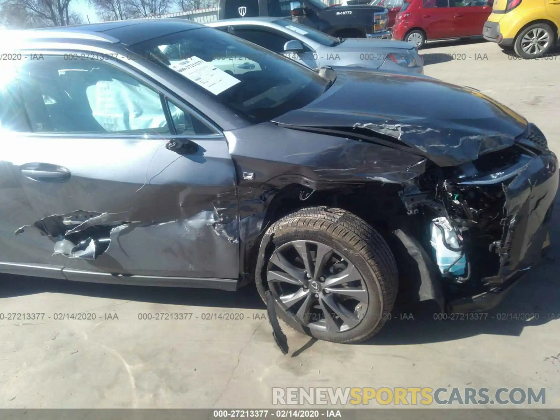 6 Photograph of a damaged car JTHY3JBH1K2009332 LEXUS UX 2019