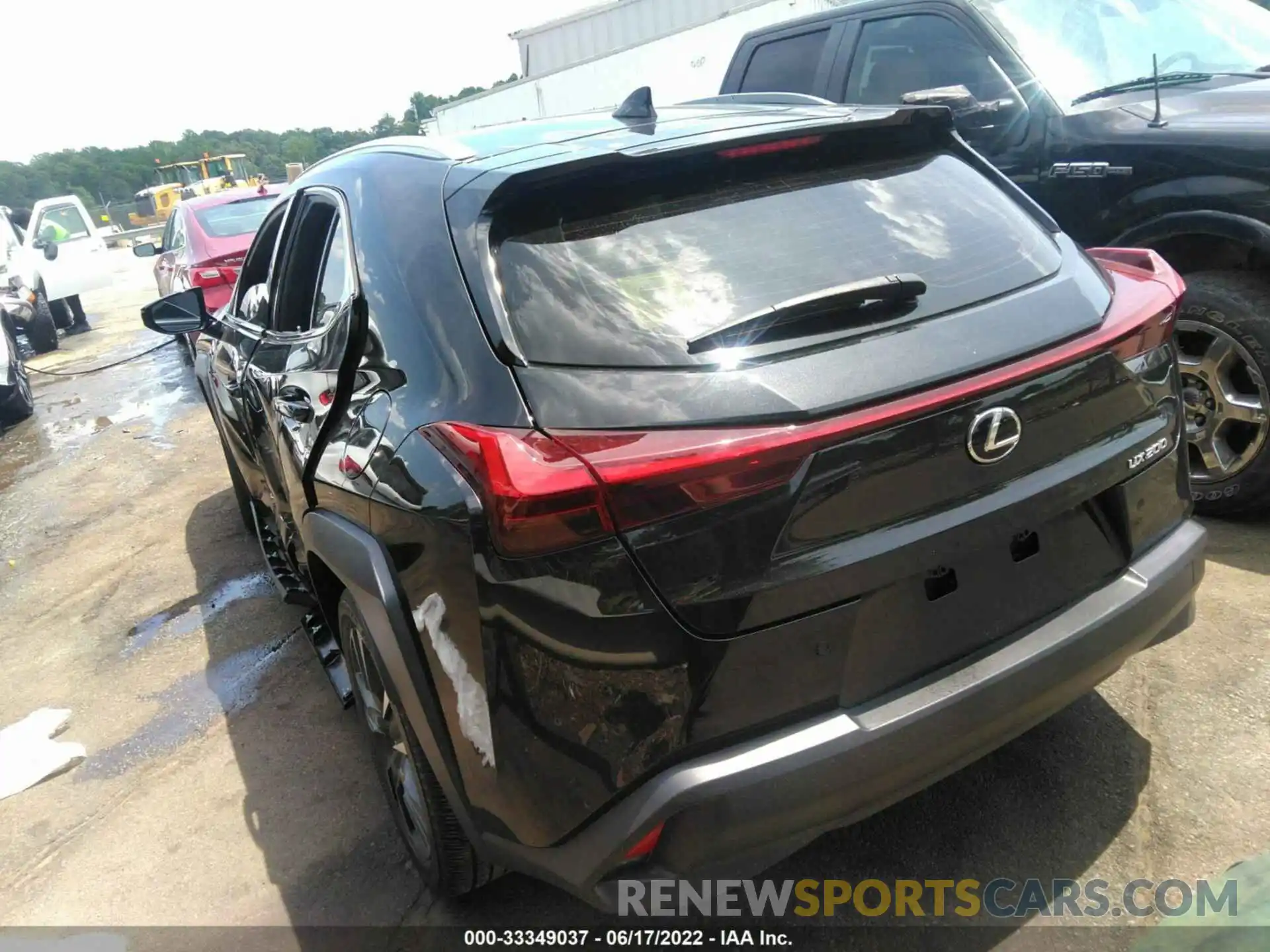 3 Photograph of a damaged car JTHY3JBH1K2013705 LEXUS UX 2019