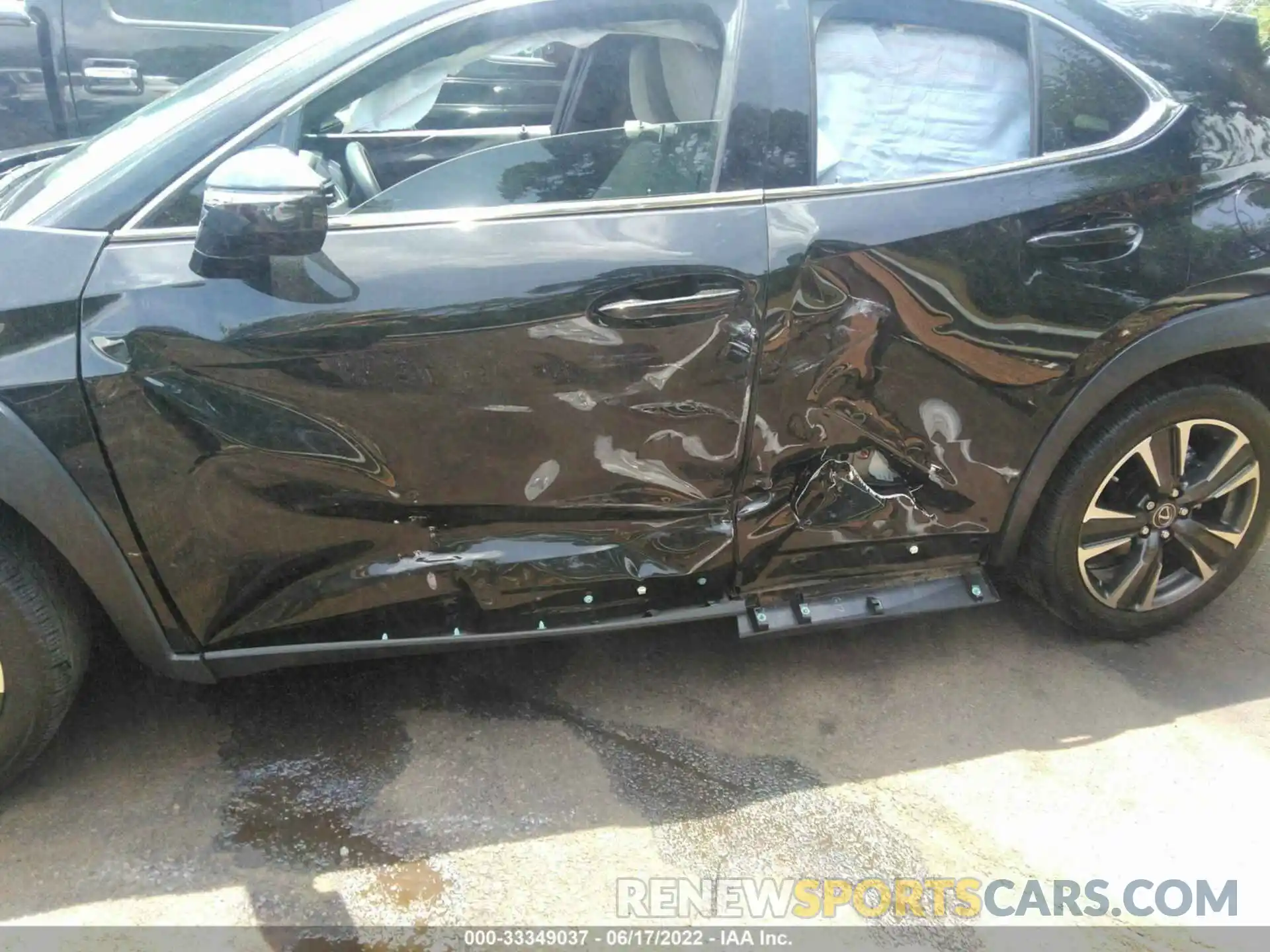 6 Photograph of a damaged car JTHY3JBH1K2013705 LEXUS UX 2019