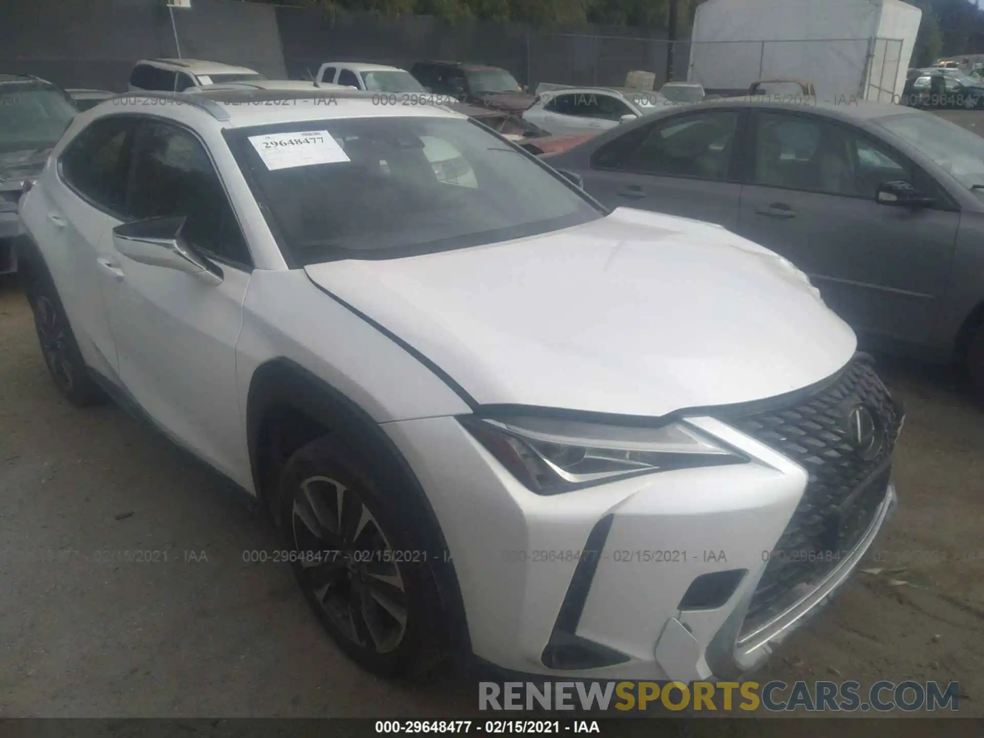 1 Photograph of a damaged car JTHY3JBH1K2015051 LEXUS UX 2019