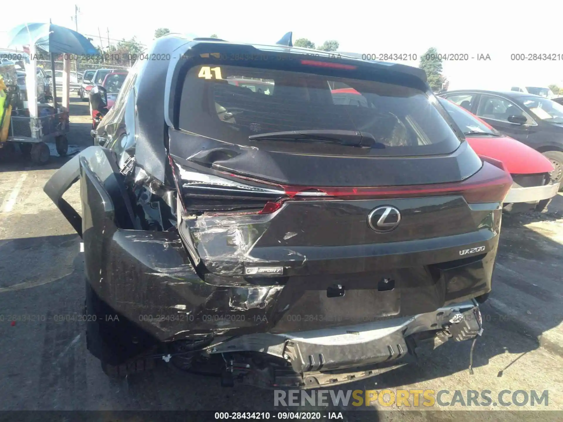 6 Photograph of a damaged car JTHY3JBH2K2009016 LEXUS UX 2019