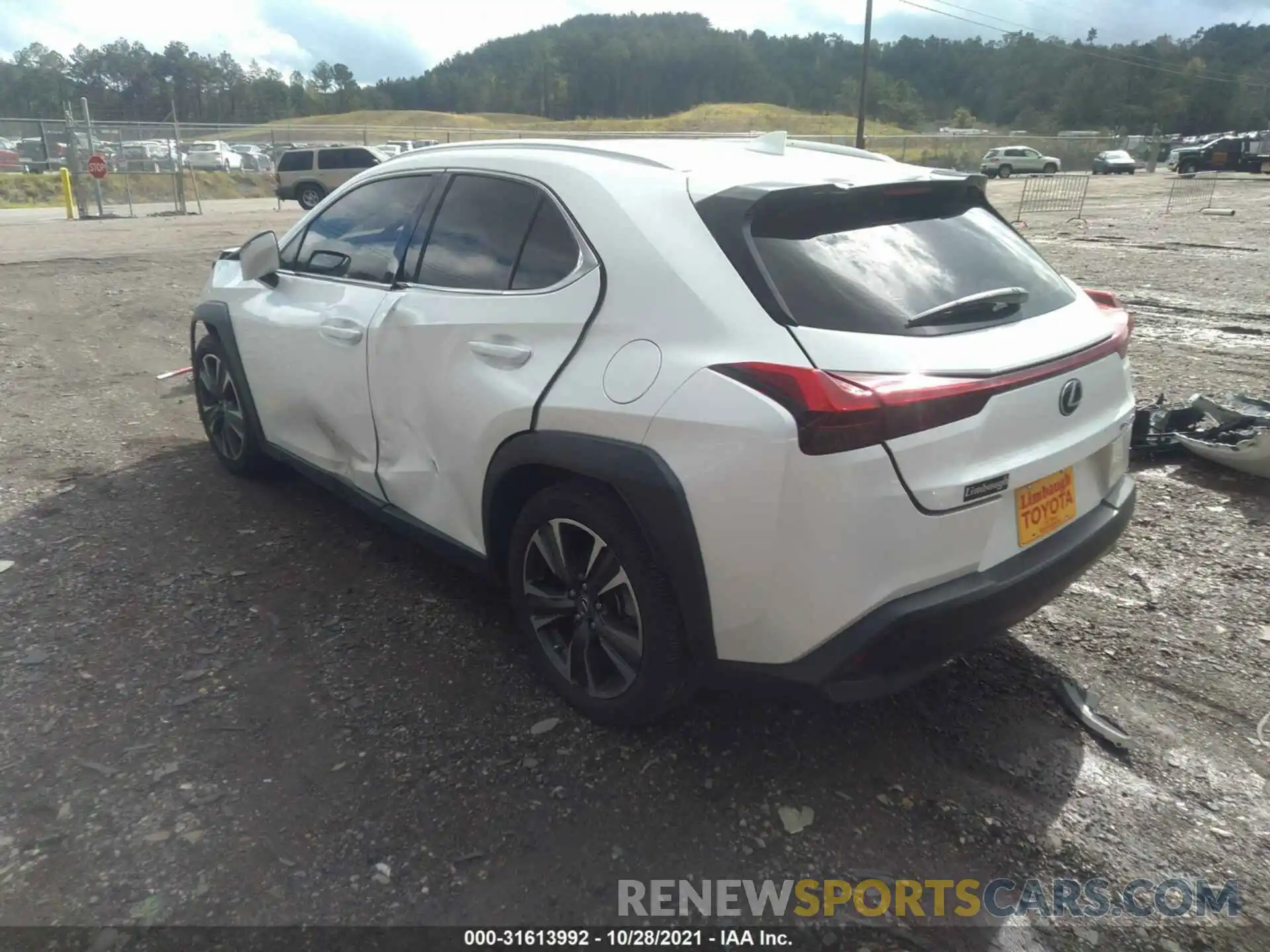 3 Photograph of a damaged car JTHY3JBH2K2012451 LEXUS UX 2019