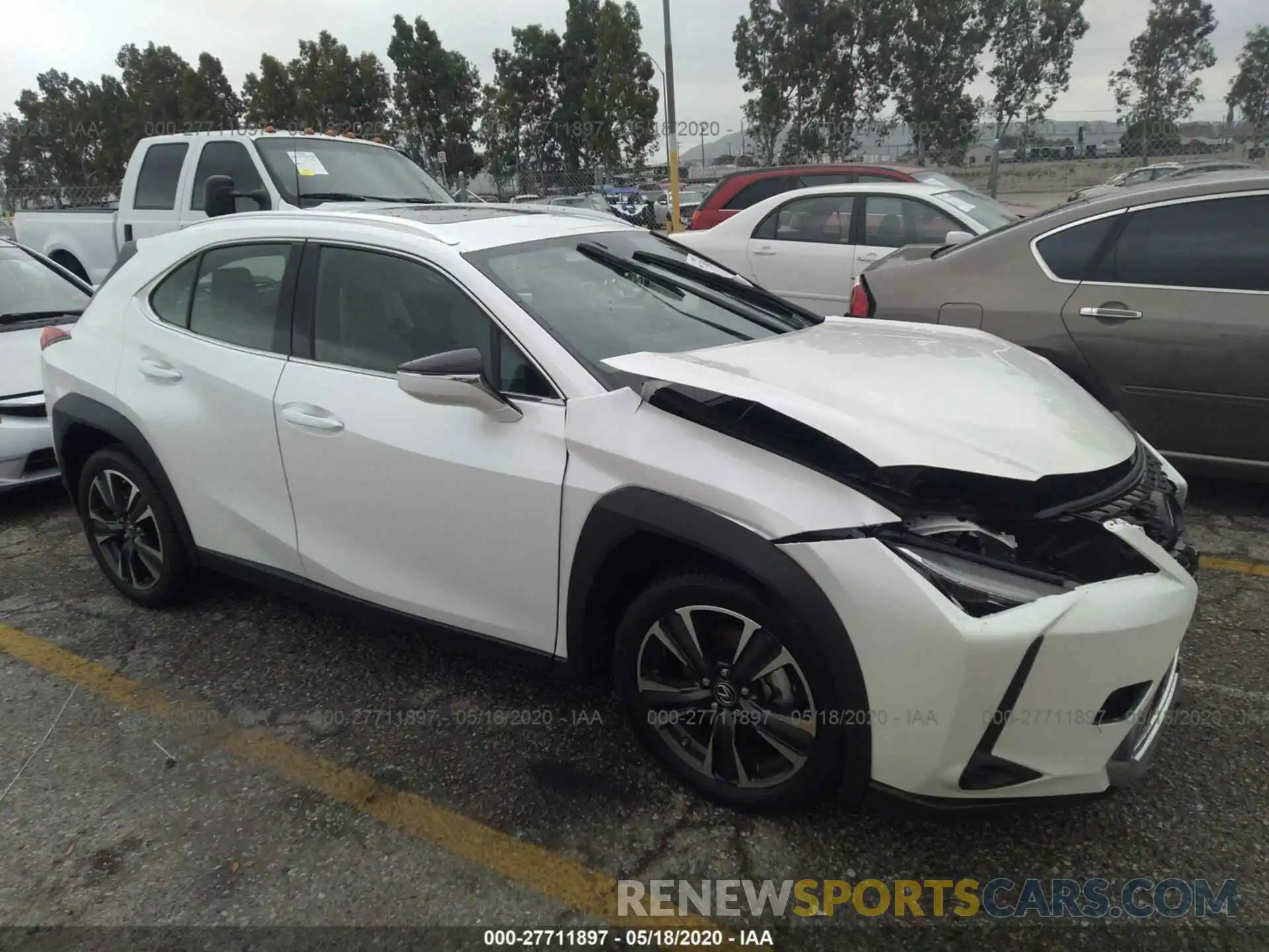 1 Photograph of a damaged car JTHY3JBH3K2018520 LEXUS UX 2019