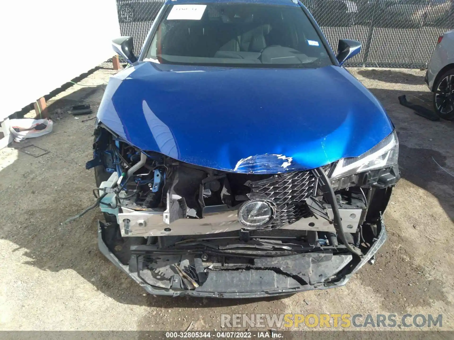 6 Photograph of a damaged car JTHY3JBH5K2004733 LEXUS UX 2019