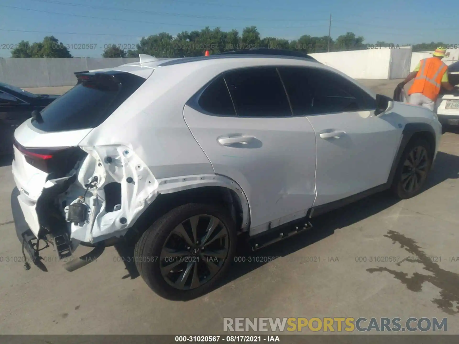 4 Photograph of a damaged car JTHY3JBH5K2006059 LEXUS UX 2019