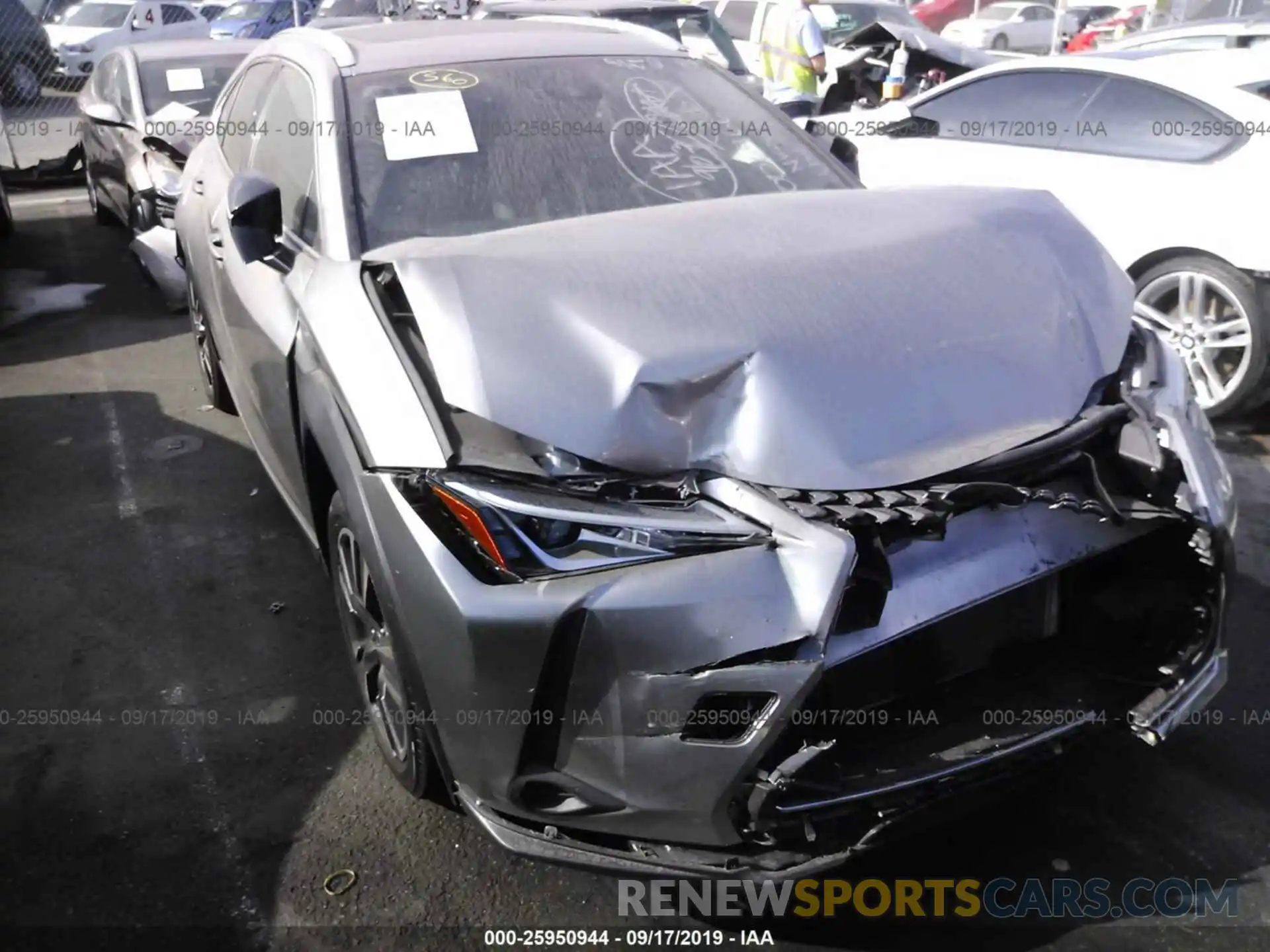 1 Photograph of a damaged car JTHY3JBH5K2006966 LEXUS UX 2019