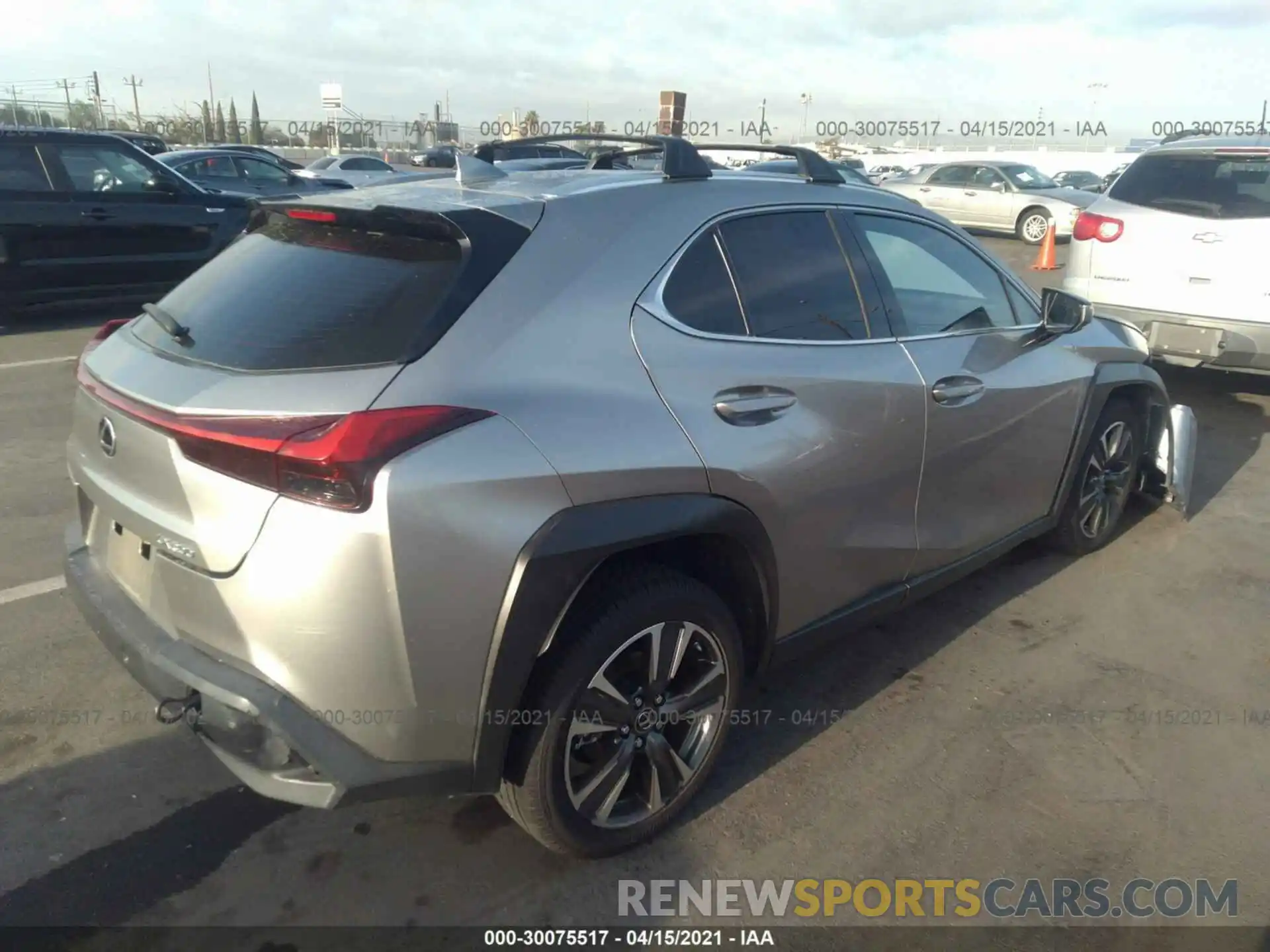 4 Фотография поврежденного автомобиля JTHY3JBH6K2000495 LEXUS UX 2019