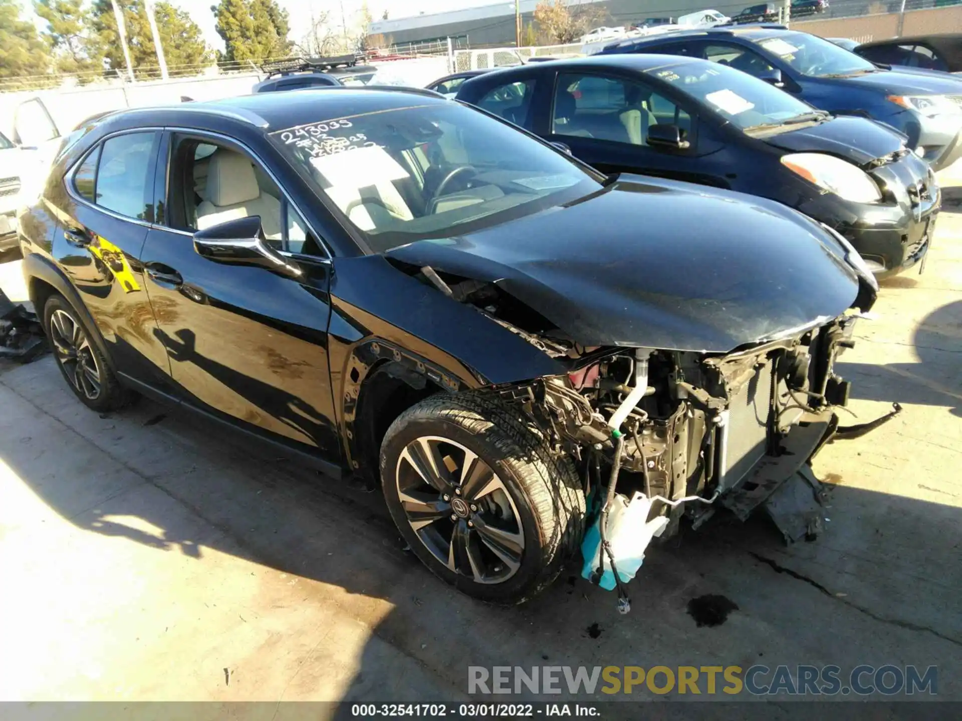 1 Photograph of a damaged car JTHY3JBH6K2001193 LEXUS UX 2019