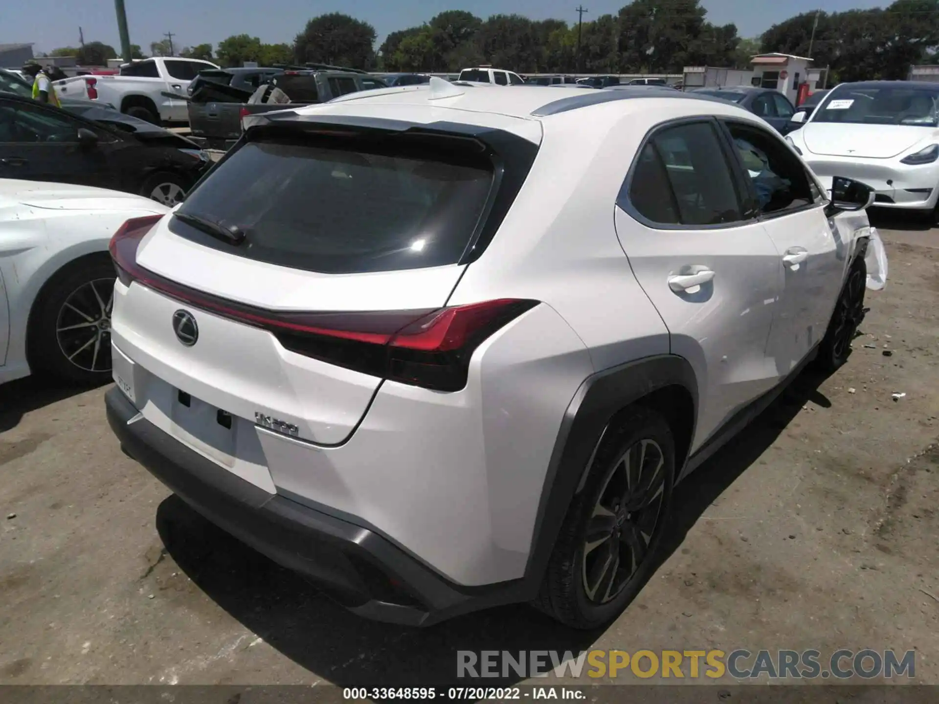 4 Photograph of a damaged car JTHY3JBH6K2001209 LEXUS UX 2019