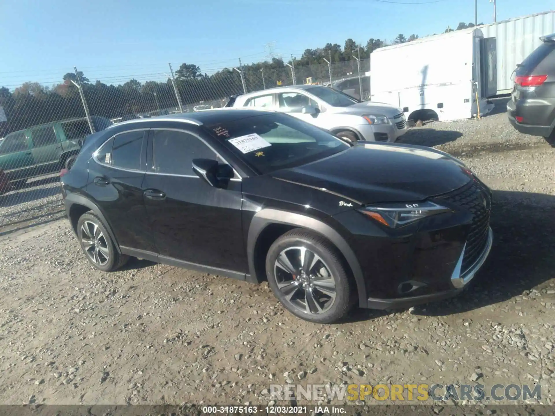 1 Photograph of a damaged car JTHY3JBH6K2005857 LEXUS UX 2019