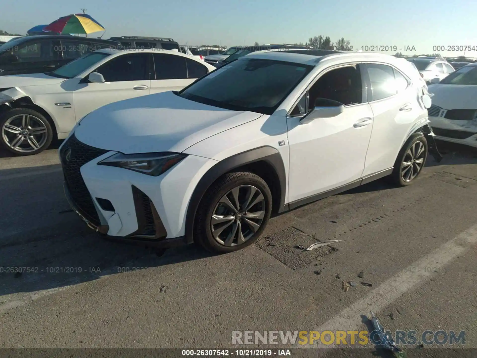 2 Фотография поврежденного автомобиля JTHY3JBH6K2007849 LEXUS UX 2019