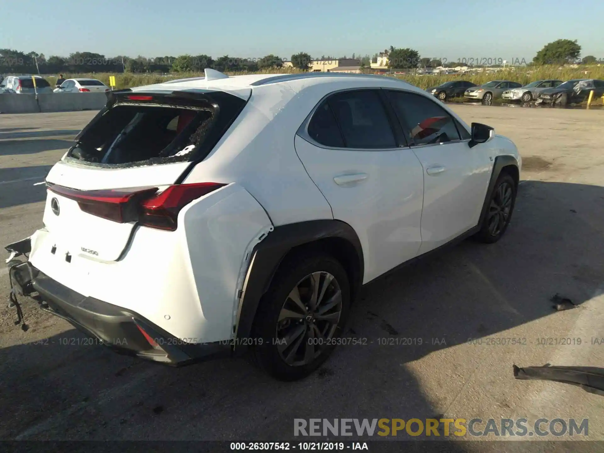 4 Фотография поврежденного автомобиля JTHY3JBH6K2007849 LEXUS UX 2019