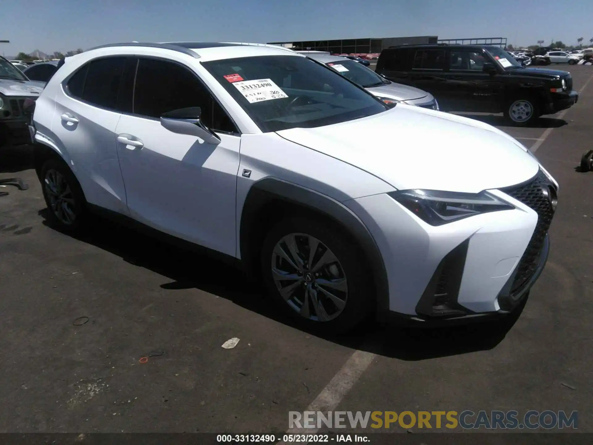 1 Photograph of a damaged car JTHY3JBH7K2000747 LEXUS UX 2019