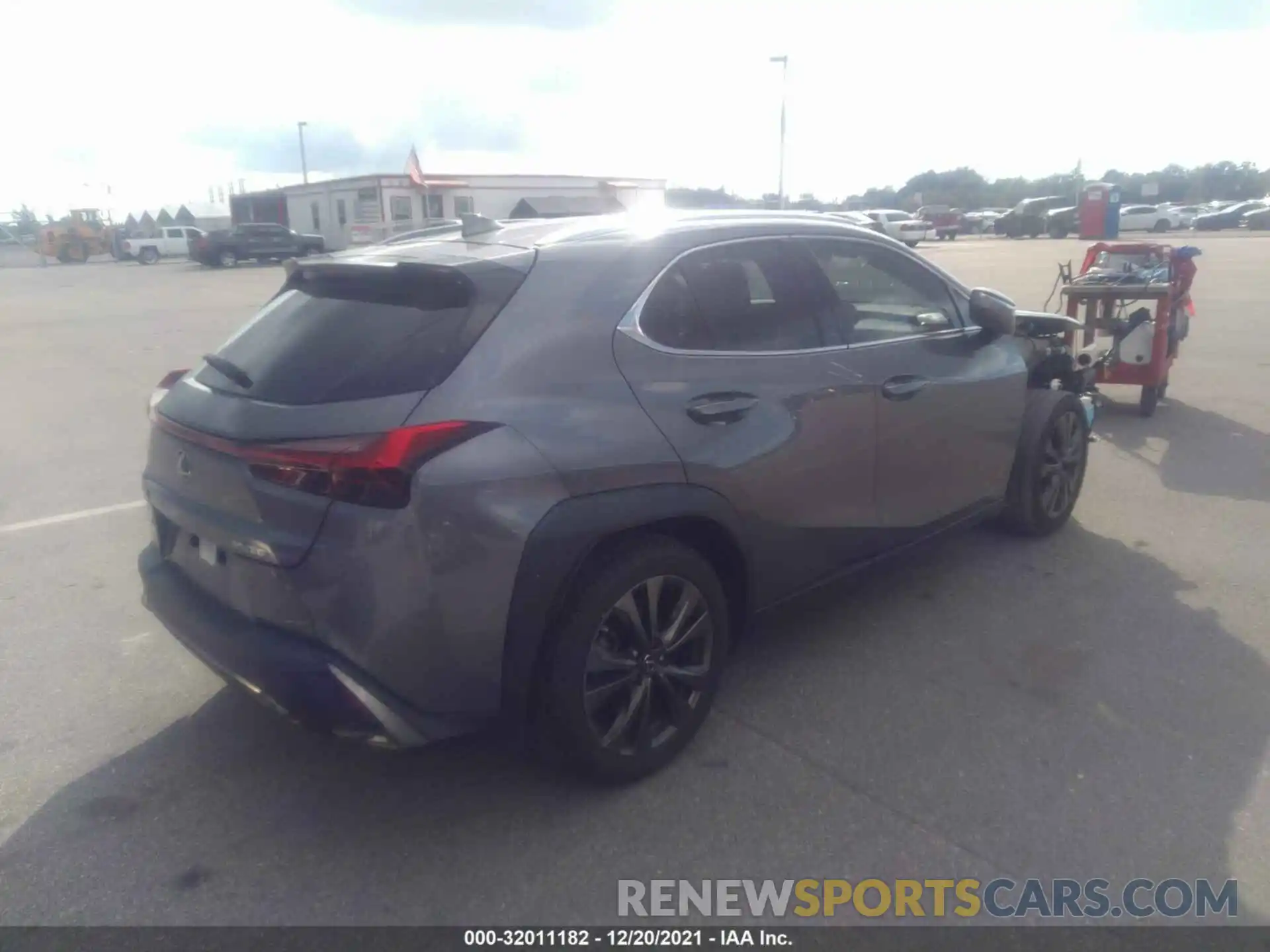 4 Фотография поврежденного автомобиля JTHY3JBH7K2005866 LEXUS UX 2019