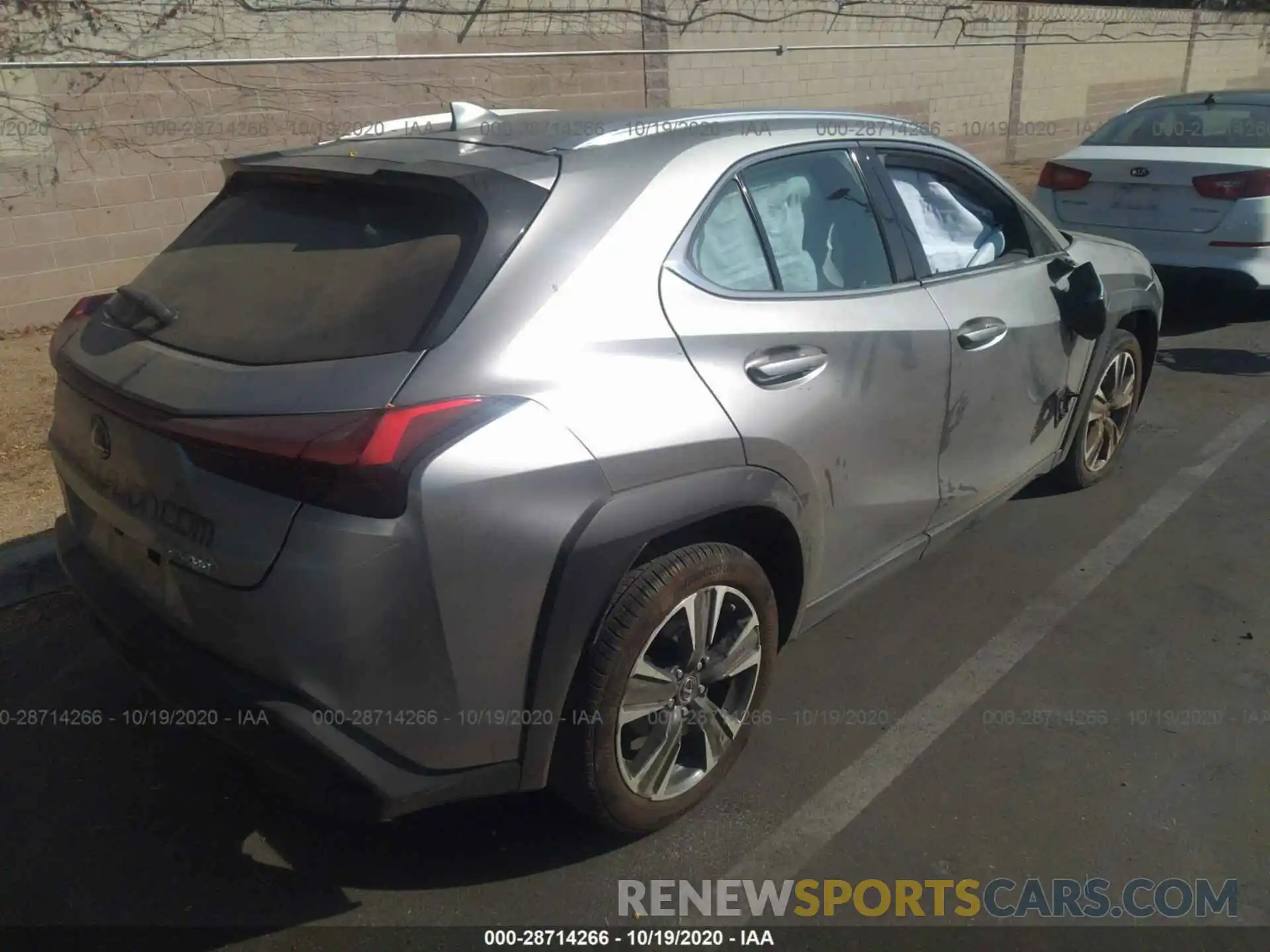 4 Photograph of a damaged car JTHY3JBH7K2010209 LEXUS UX 2019