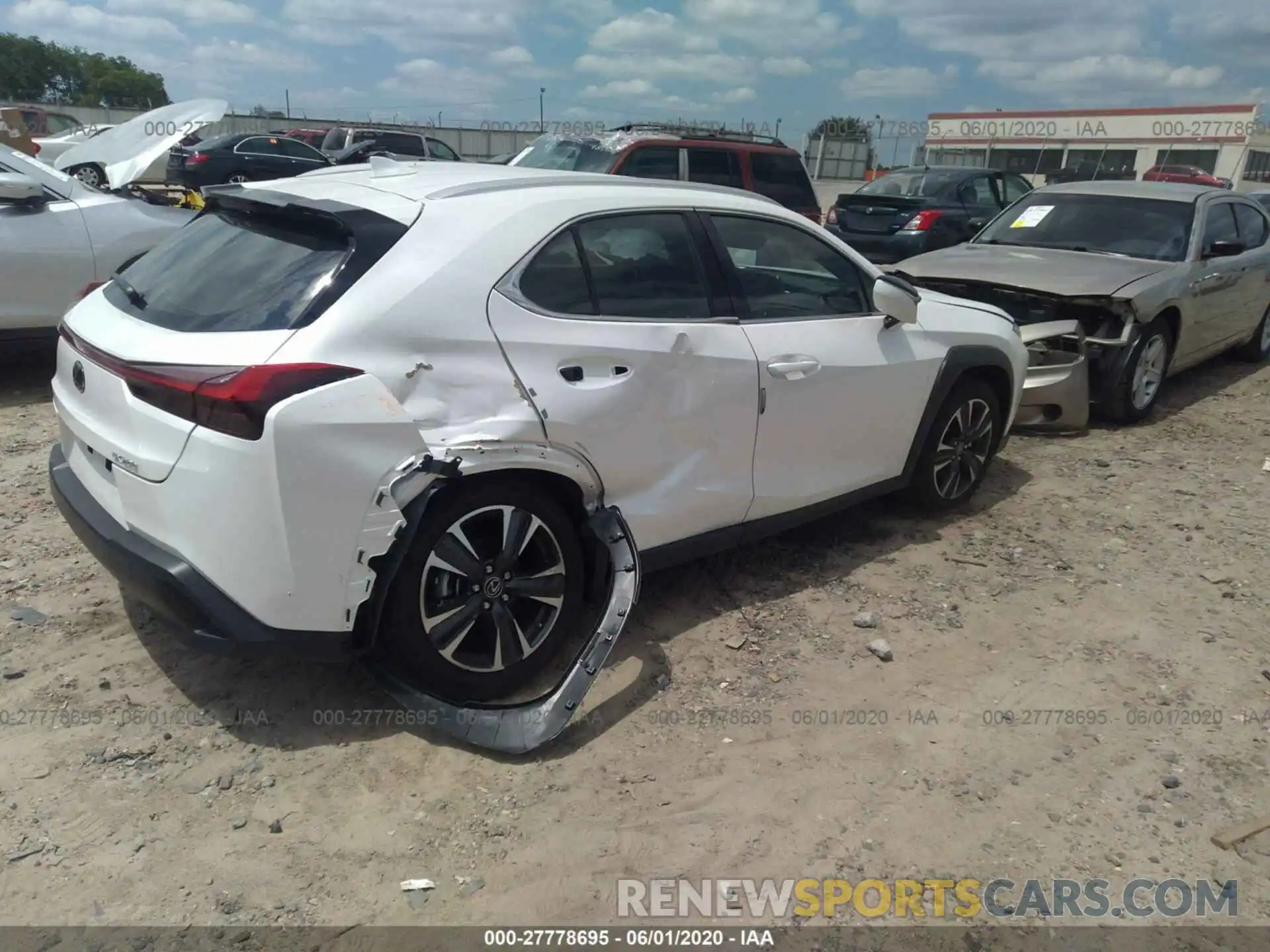 4 Фотография поврежденного автомобиля JTHY3JBH8K2015192 LEXUS UX 2019