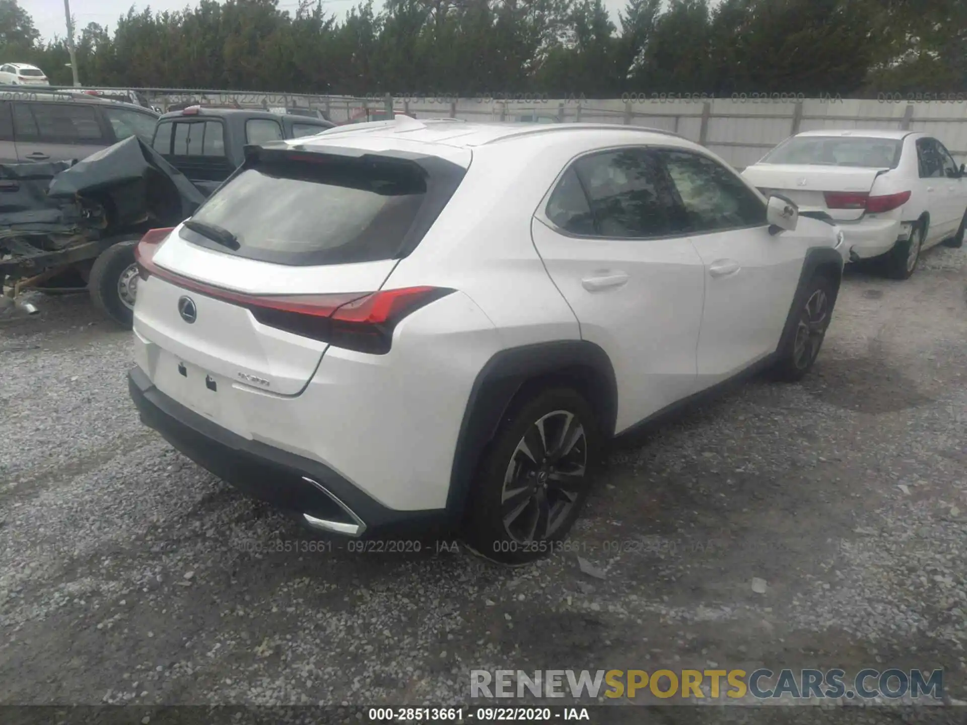 4 Photograph of a damaged car JTHY3JBH9K2018442 LEXUS UX 2019