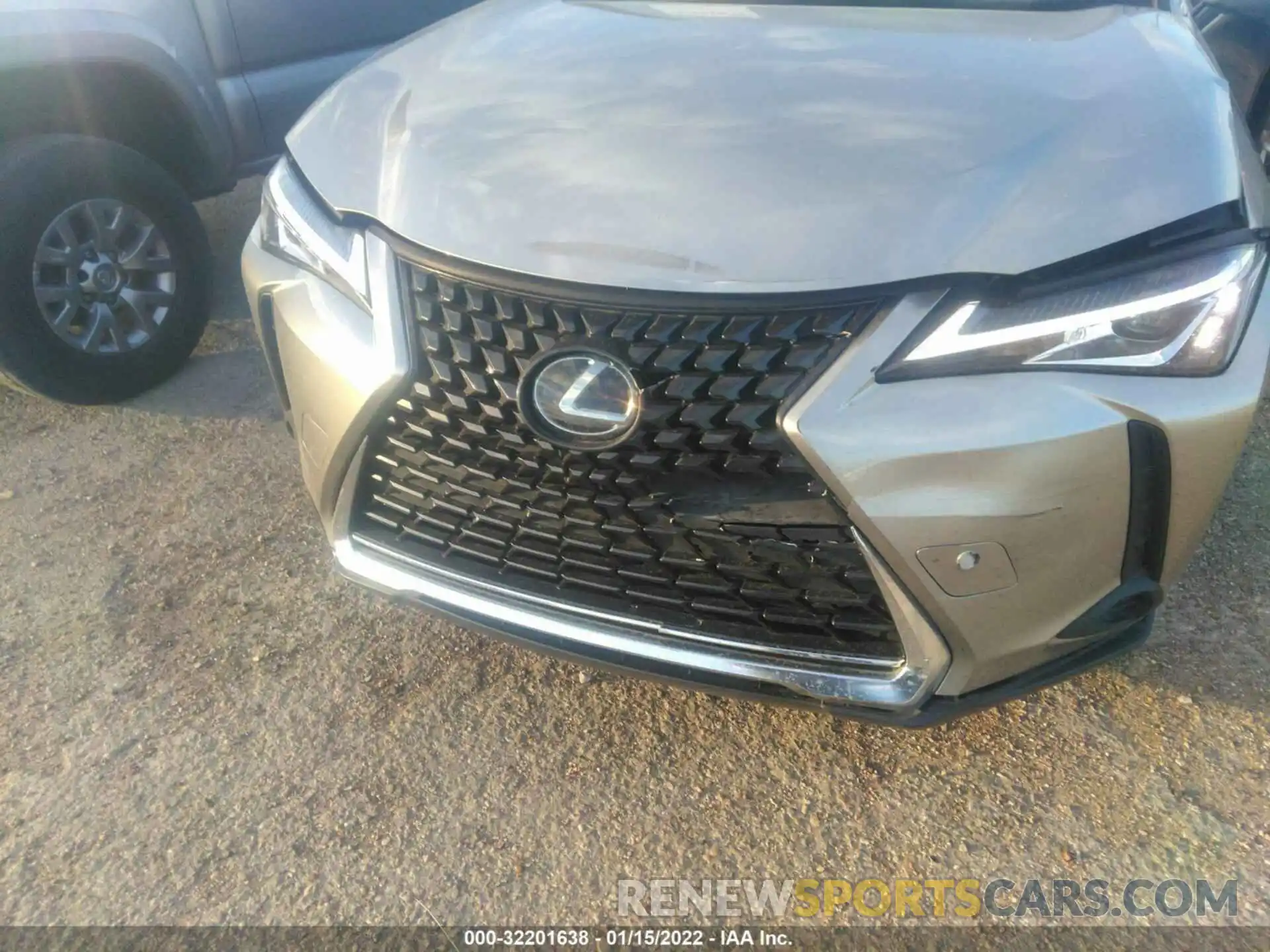 6 Photograph of a damaged car JTHY3JBH9K2019056 LEXUS UX 2019