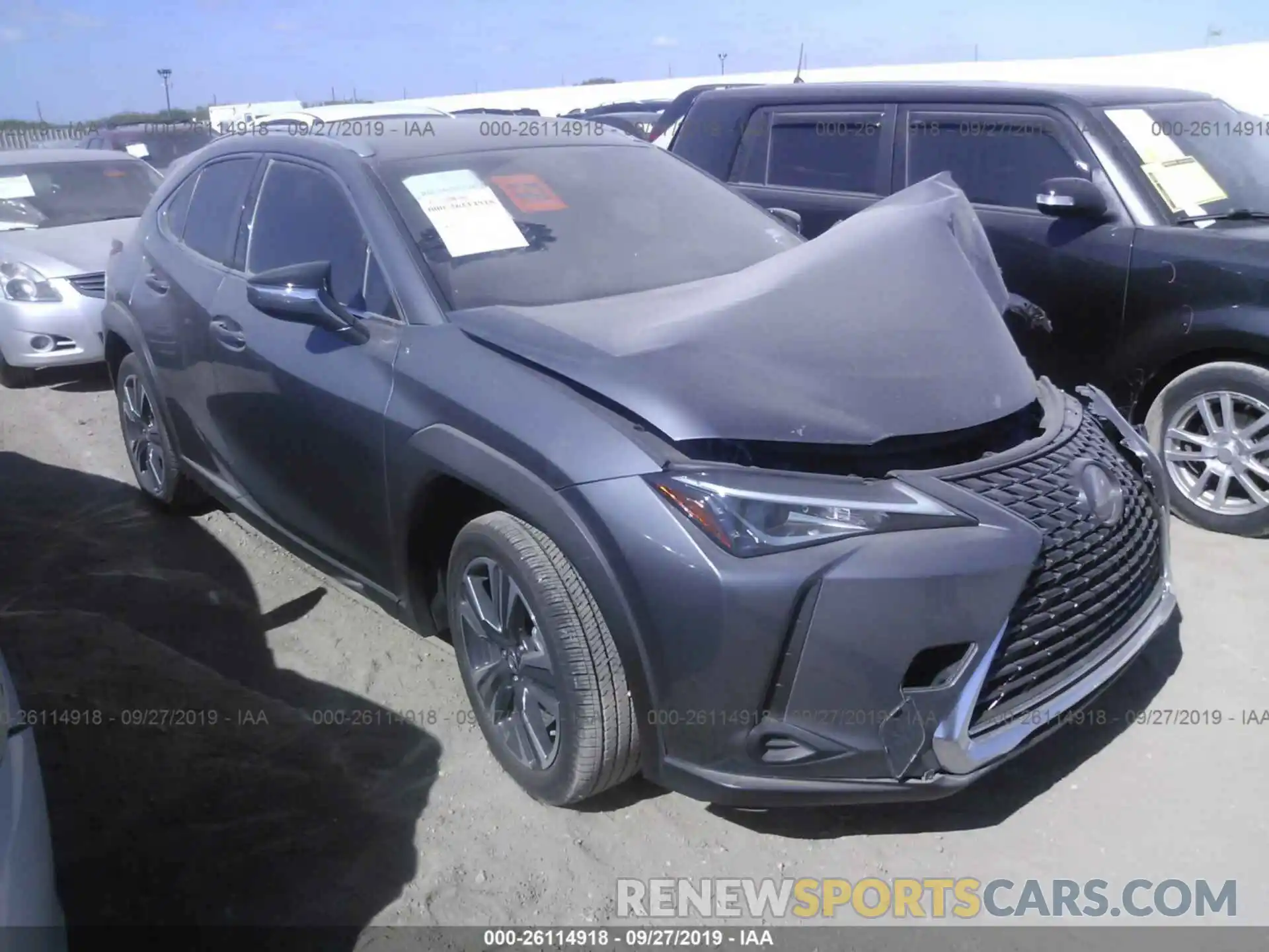 1 Фотография поврежденного автомобиля JTHY3JBHXK2001004 LEXUS UX 2019