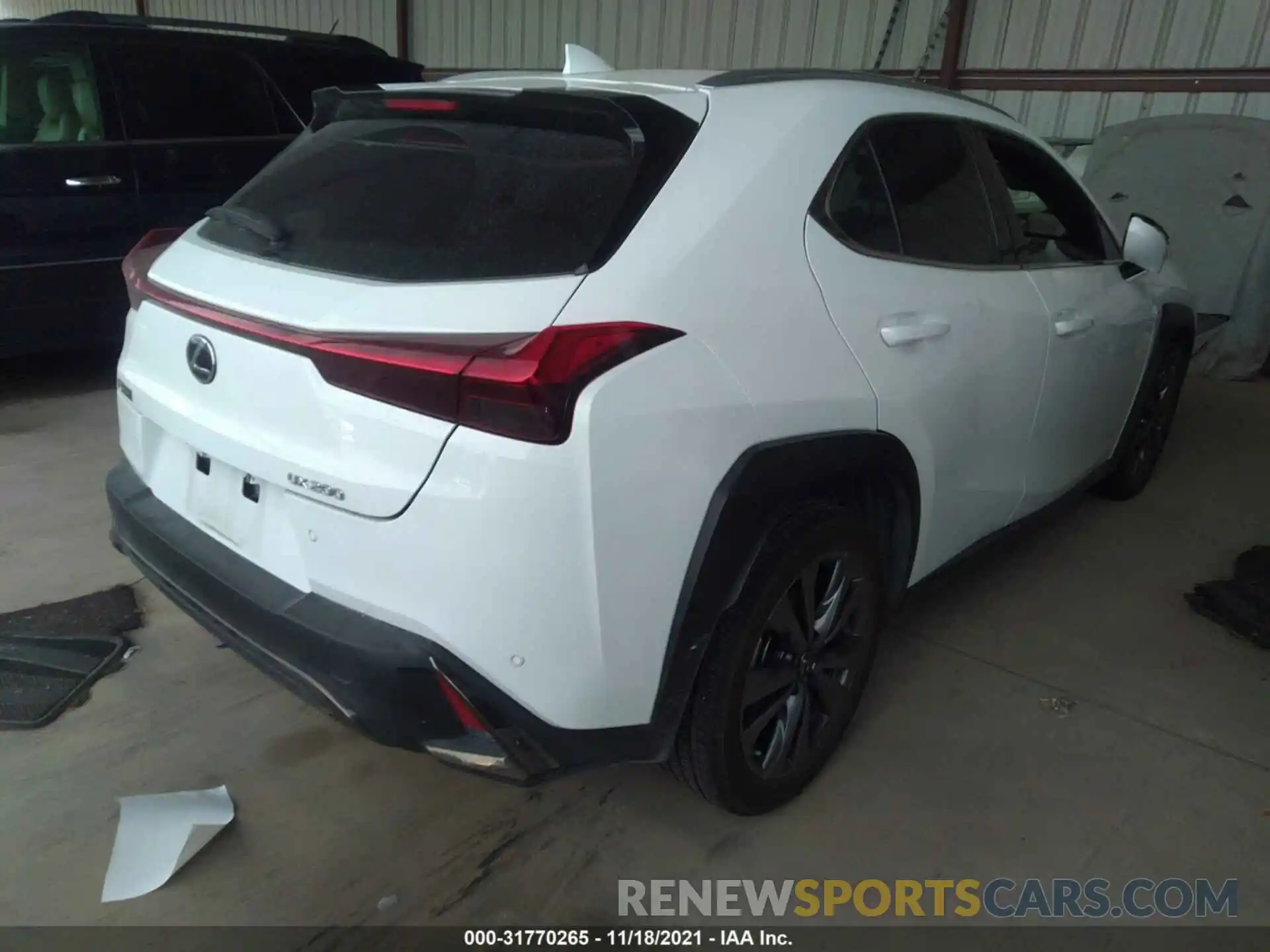 4 Фотография поврежденного автомобиля JTHY3JBHXK2003772 LEXUS UX 2019