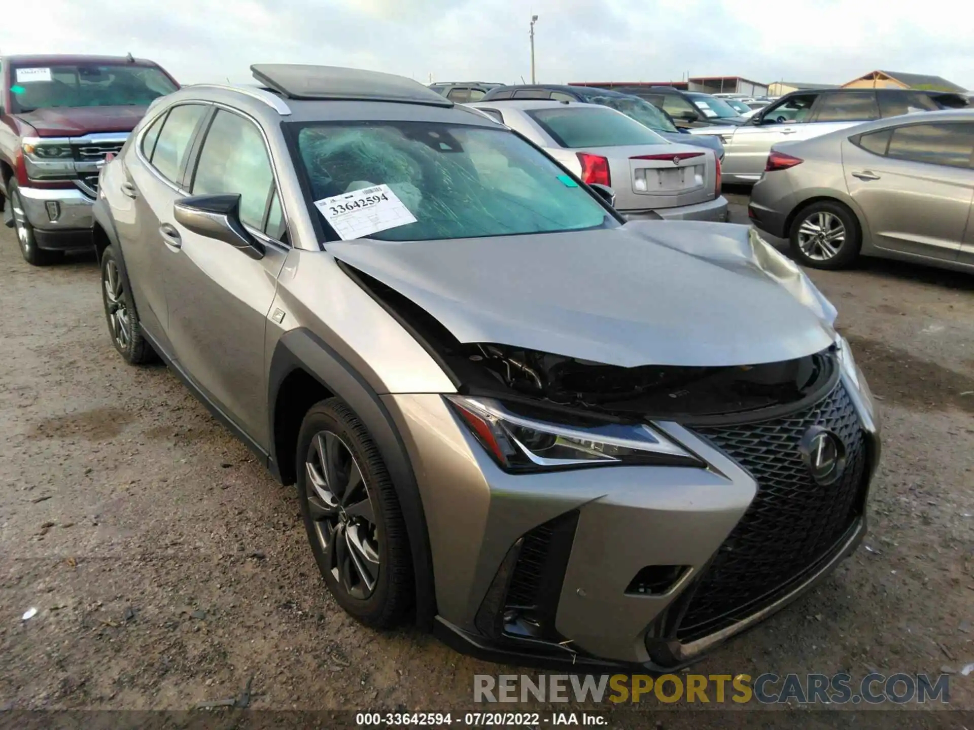 1 Photograph of a damaged car JTHY3JBHXK2004470 LEXUS UX 2019