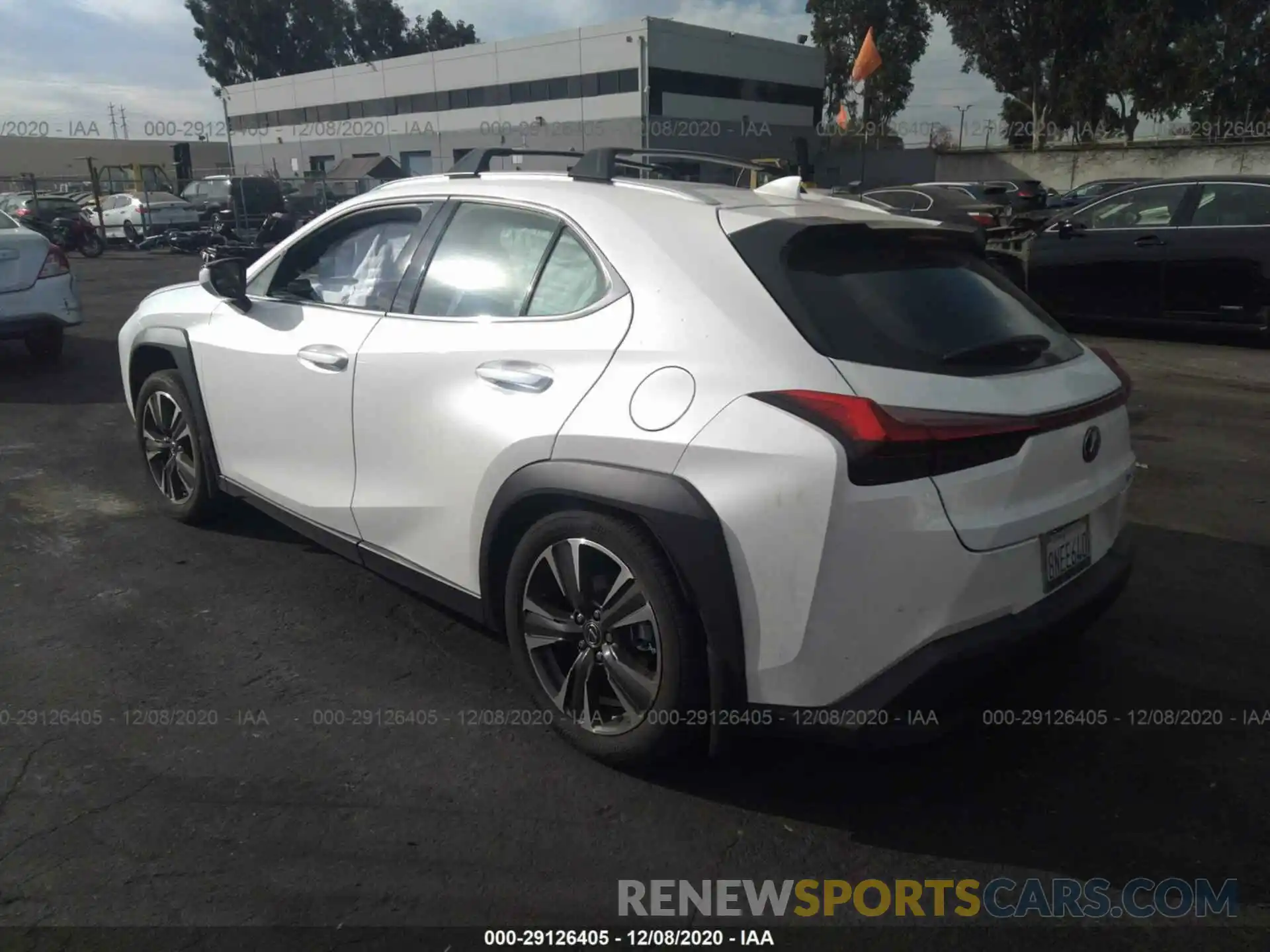 3 Фотография поврежденного автомобиля JTHY3JBHXK2013248 LEXUS UX 2019