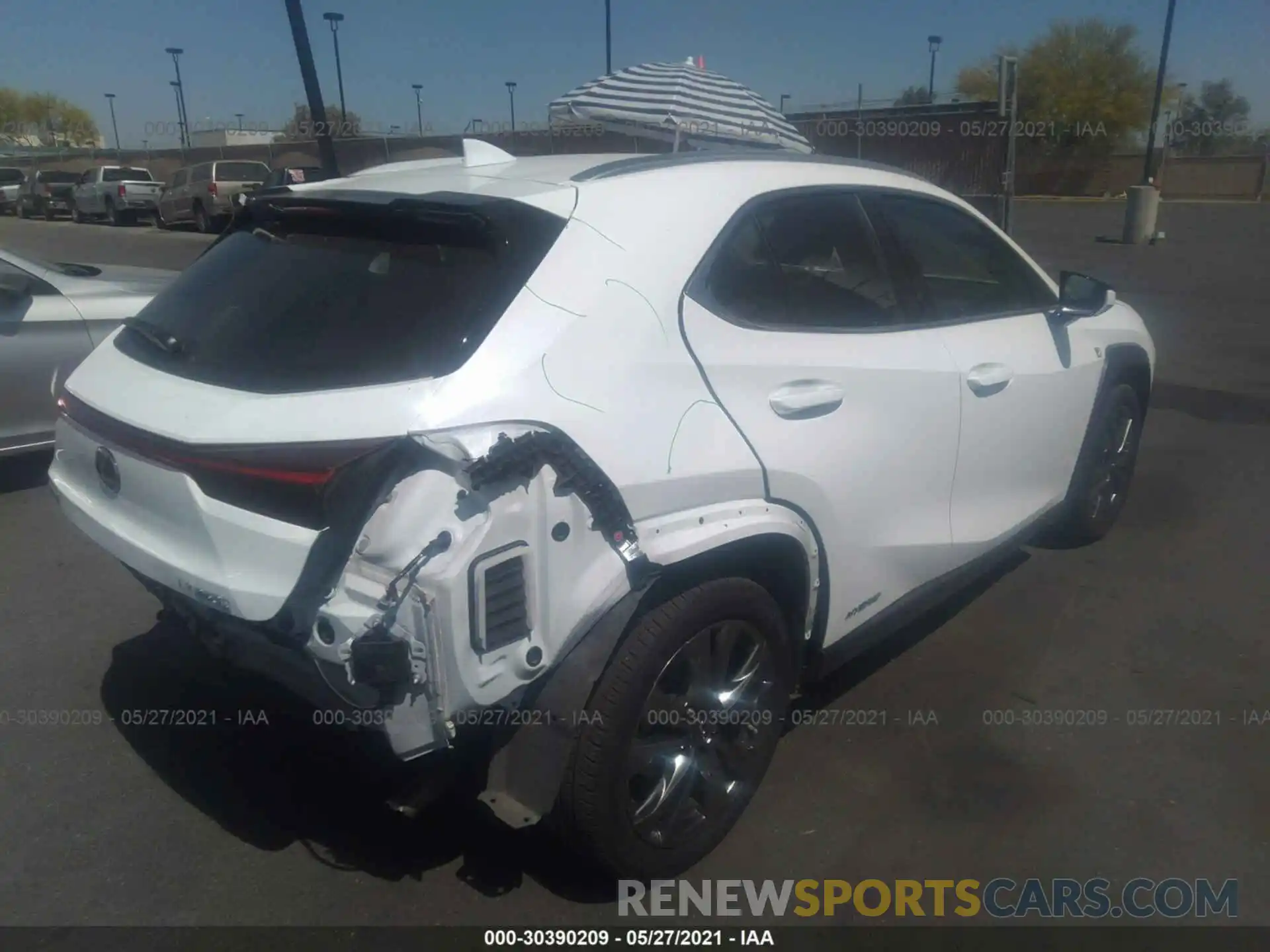 4 Photograph of a damaged car JTHE9JBH6L2036061 LEXUS UX 2020