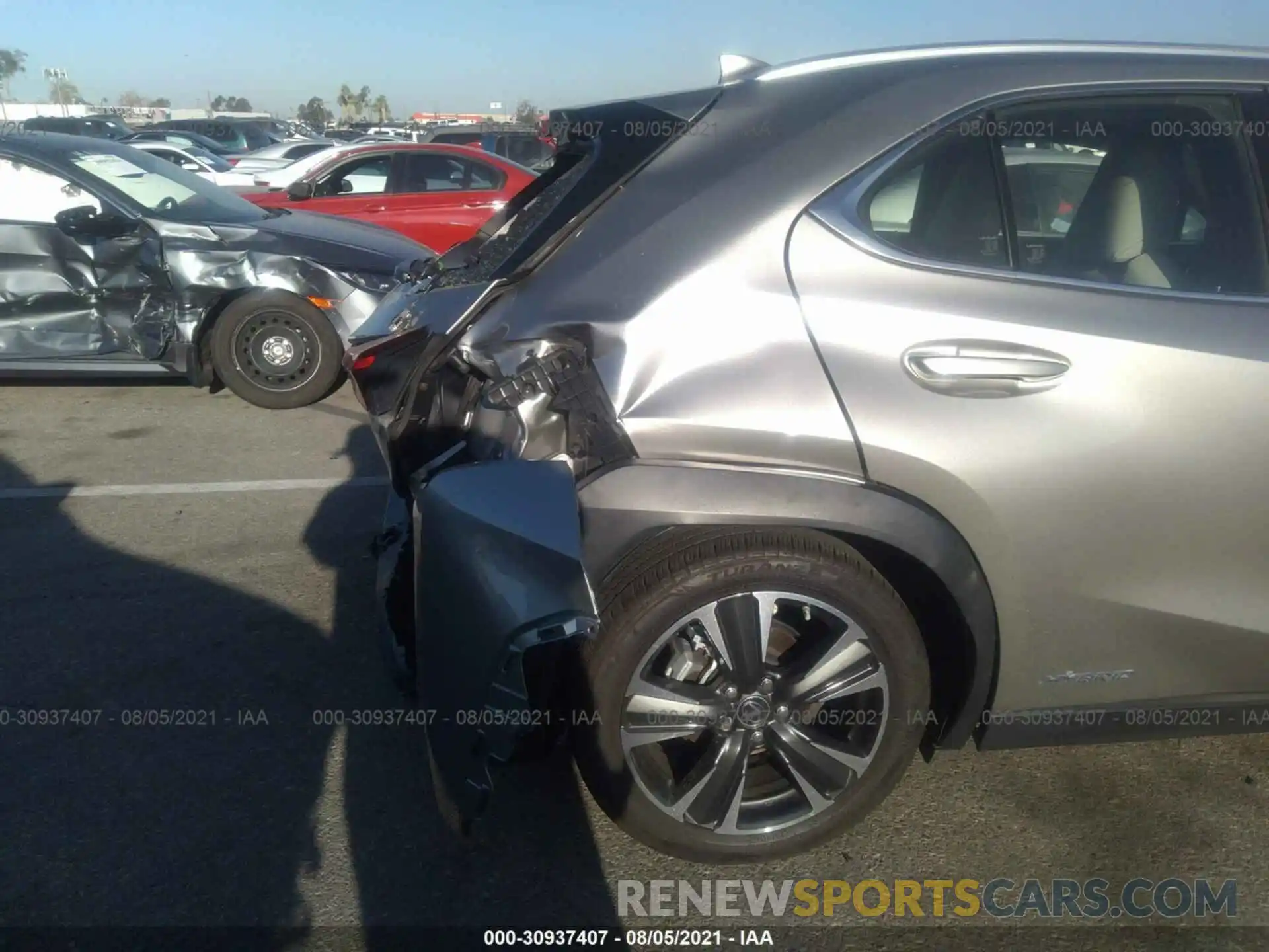 6 Photograph of a damaged car JTHP9JBH1L2026434 LEXUS UX 2020