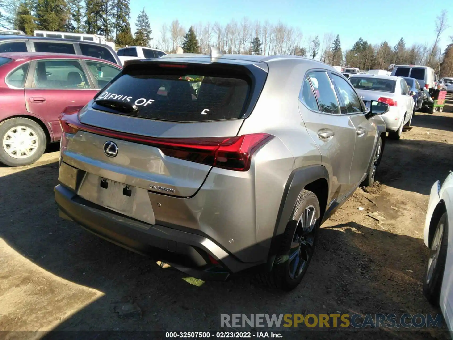 4 Фотография поврежденного автомобиля JTHP9JBH1L2030788 LEXUS UX 2020