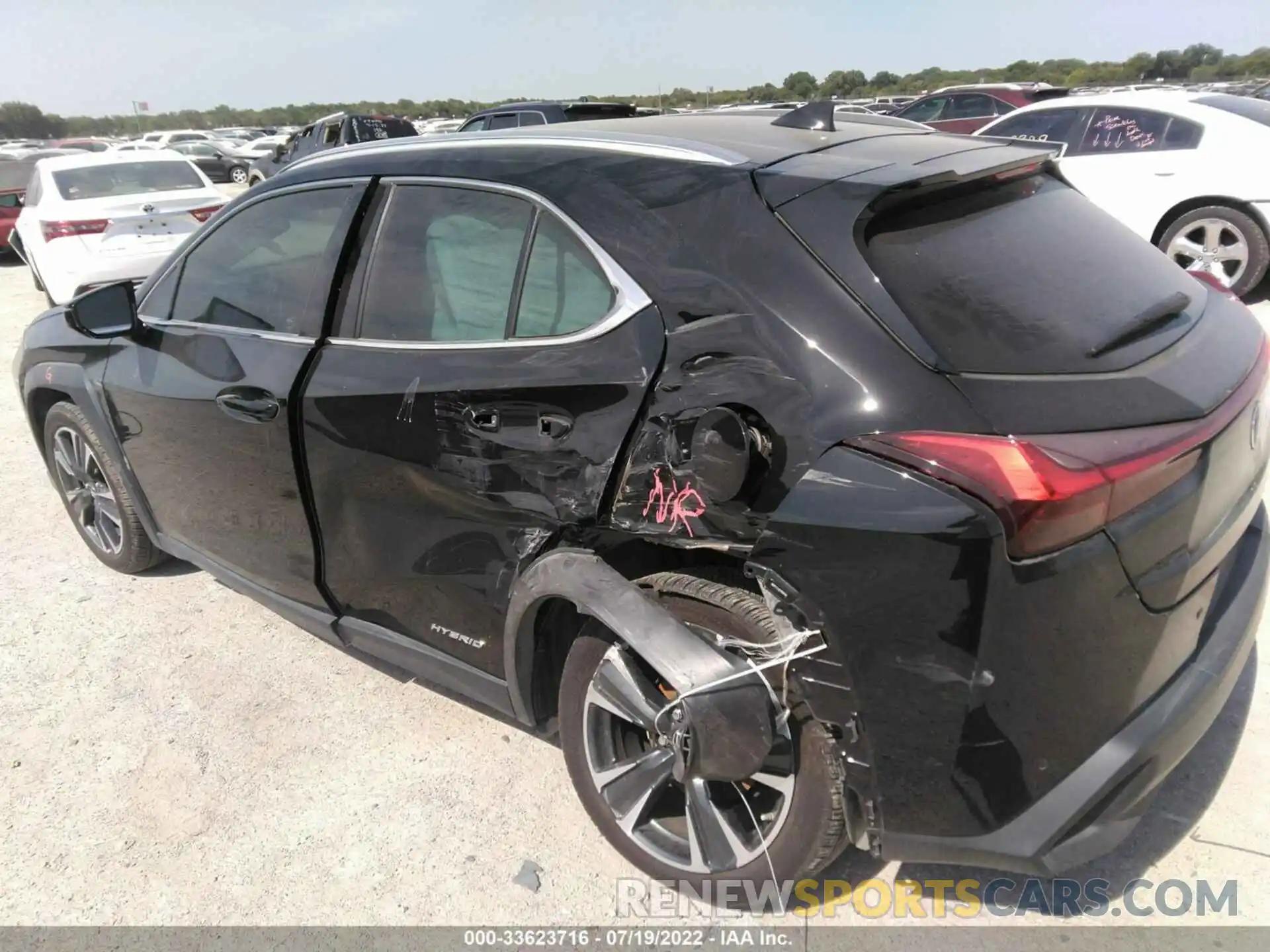 6 Фотография поврежденного автомобиля JTHP9JBH3L2028444 LEXUS UX 2020