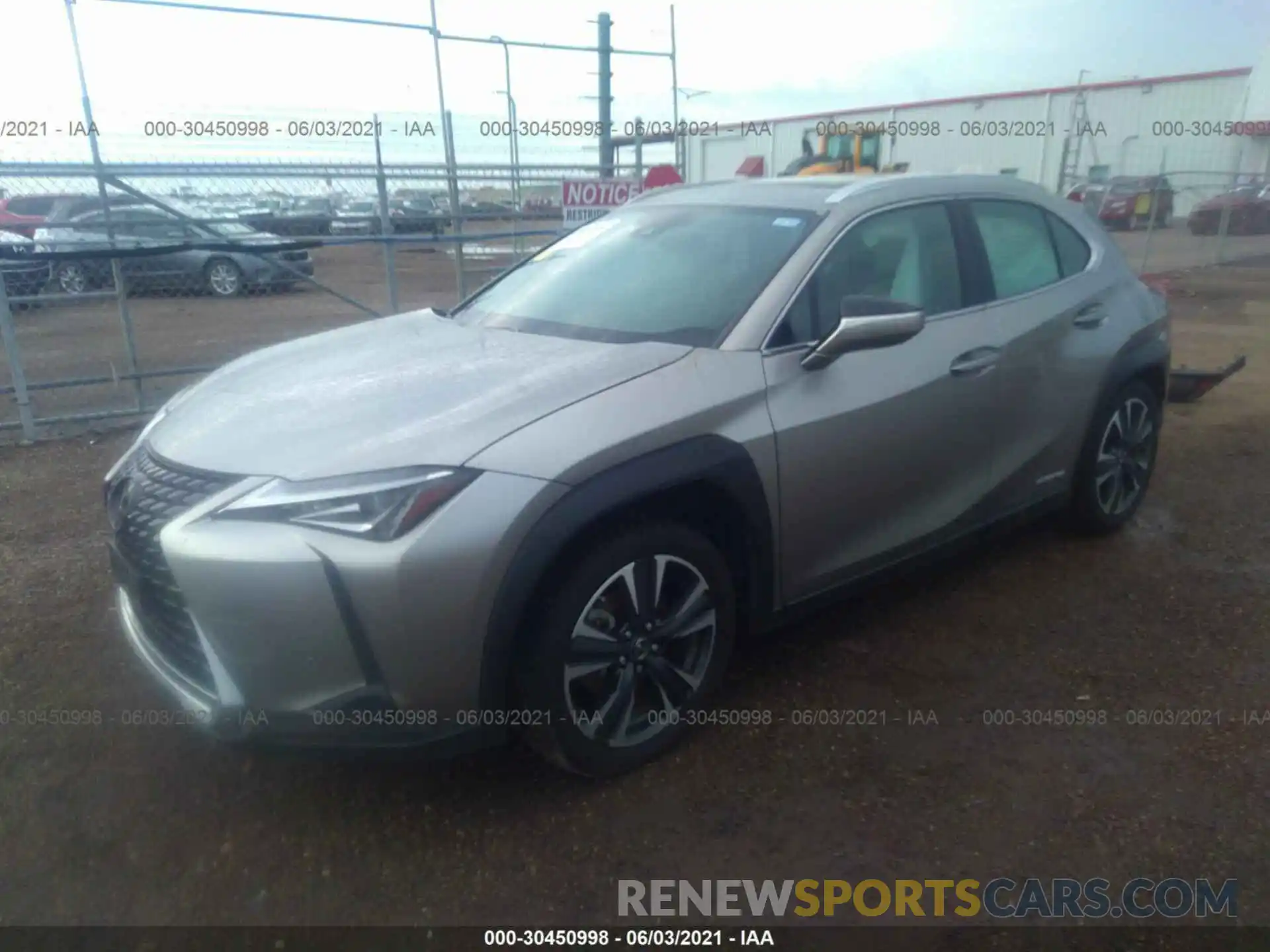 2 Фотография поврежденного автомобиля JTHP9JBH3L2033465 LEXUS UX 2020