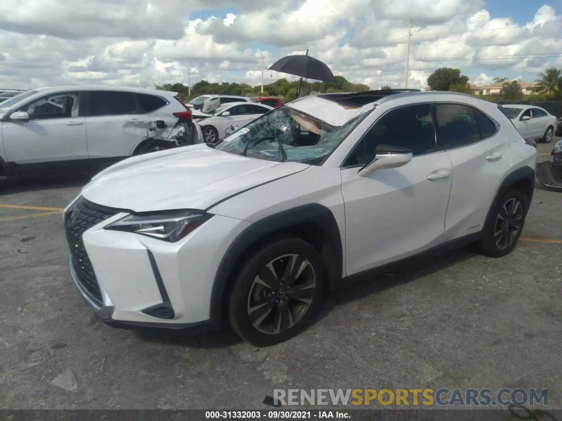 2 Фотография поврежденного автомобиля JTHP9JBH4L2029571 LEXUS UX 2020