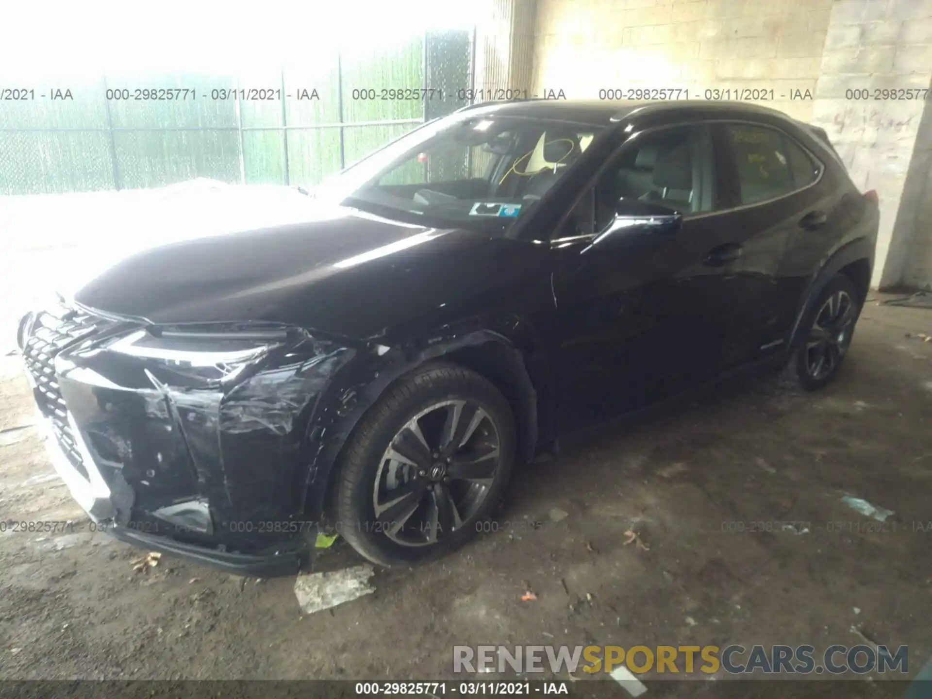 2 Фотография поврежденного автомобиля JTHP9JBH4L2032728 LEXUS UX 2020