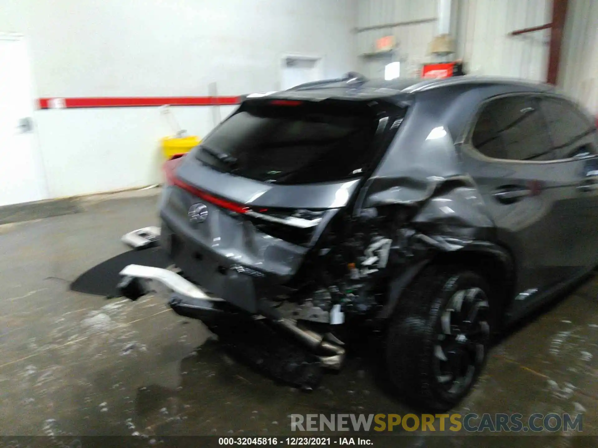 6 Photograph of a damaged car JTHP9JBH4L2036861 LEXUS UX 2020