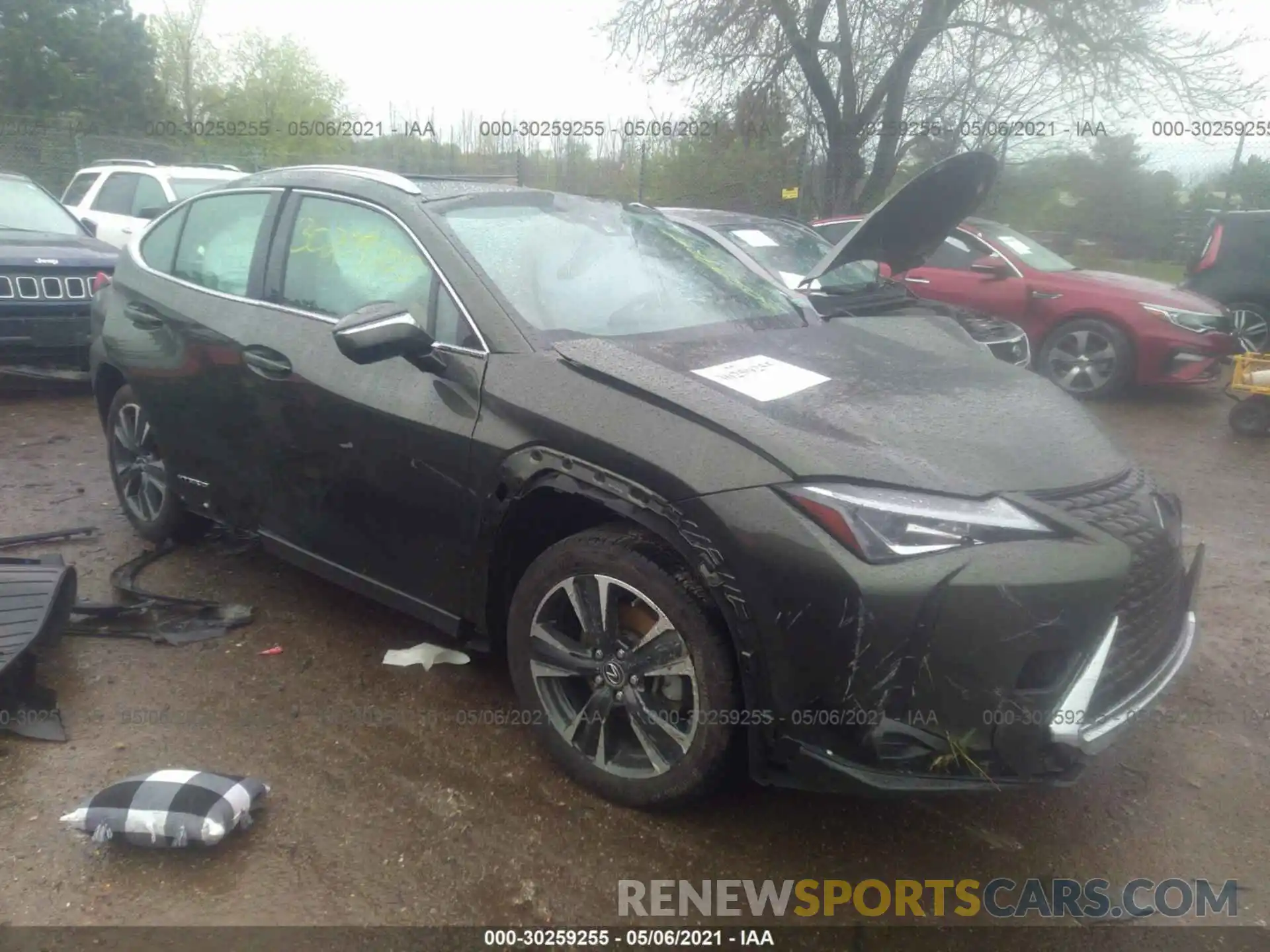 1 Photograph of a damaged car JTHP9JBH8L2032473 LEXUS UX 2020