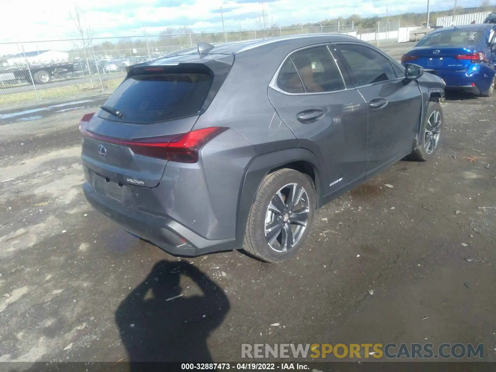 4 Фотография поврежденного автомобиля JTHP9JBH8L2033168 LEXUS UX 2020