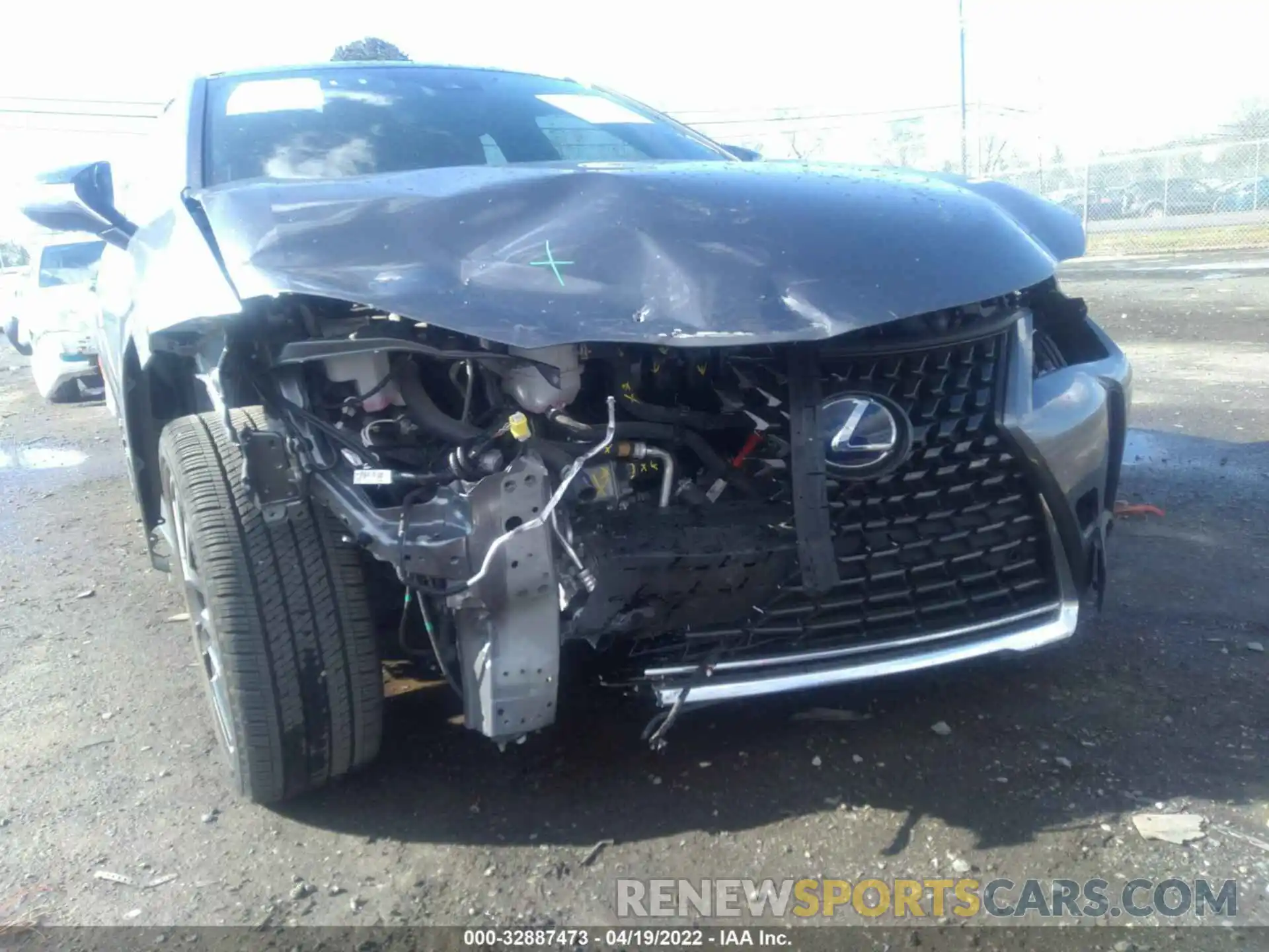 6 Фотография поврежденного автомобиля JTHP9JBH8L2033168 LEXUS UX 2020