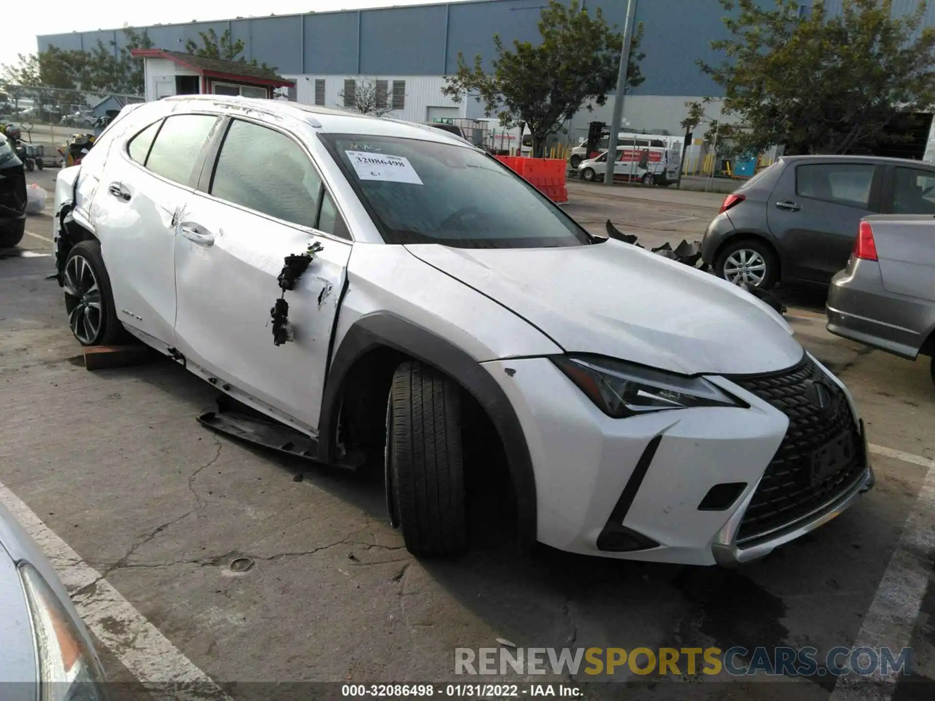 1 Фотография поврежденного автомобиля JTHP9JBH9L2024110 LEXUS UX 2020