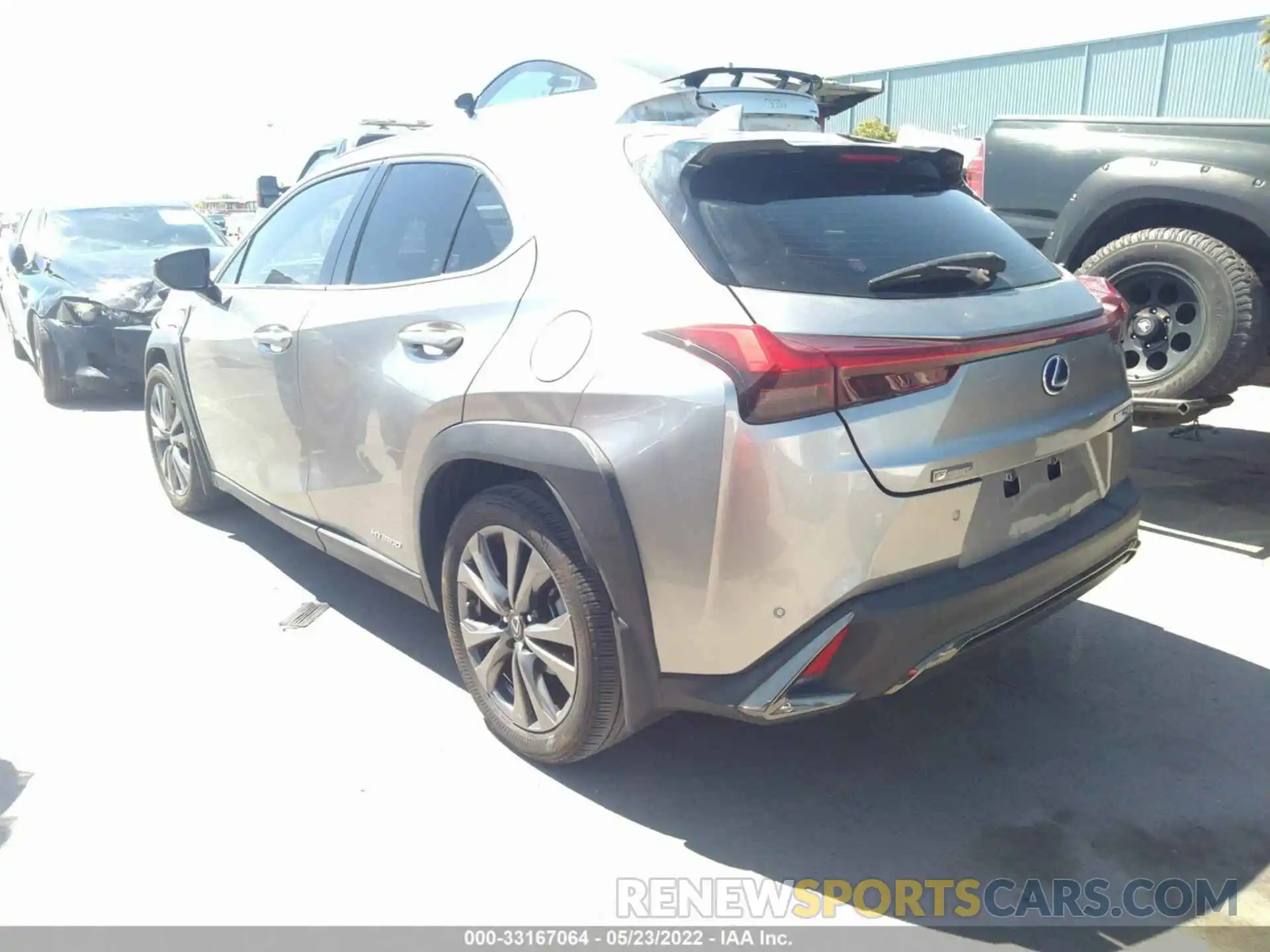 3 Фотография поврежденного автомобиля JTHR9JBH0L2020908 LEXUS UX 2020