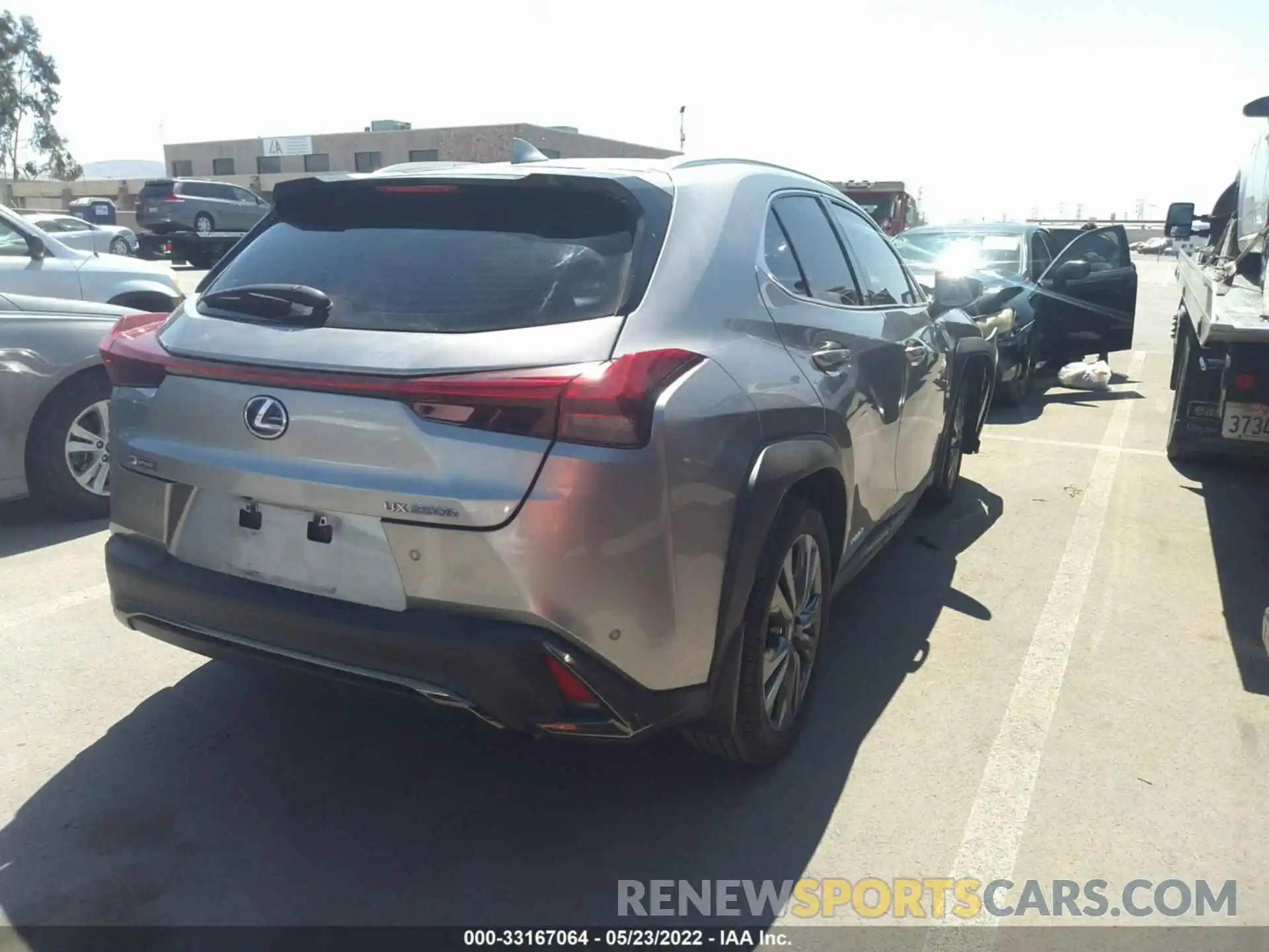 4 Photograph of a damaged car JTHR9JBH0L2020908 LEXUS UX 2020