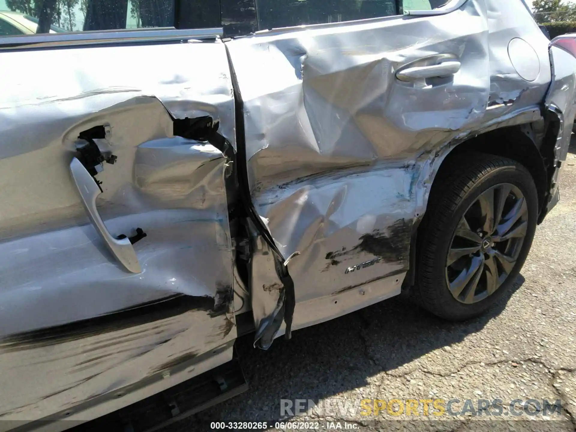 6 Photograph of a damaged car JTHR9JBH2L2026449 LEXUS UX 2020