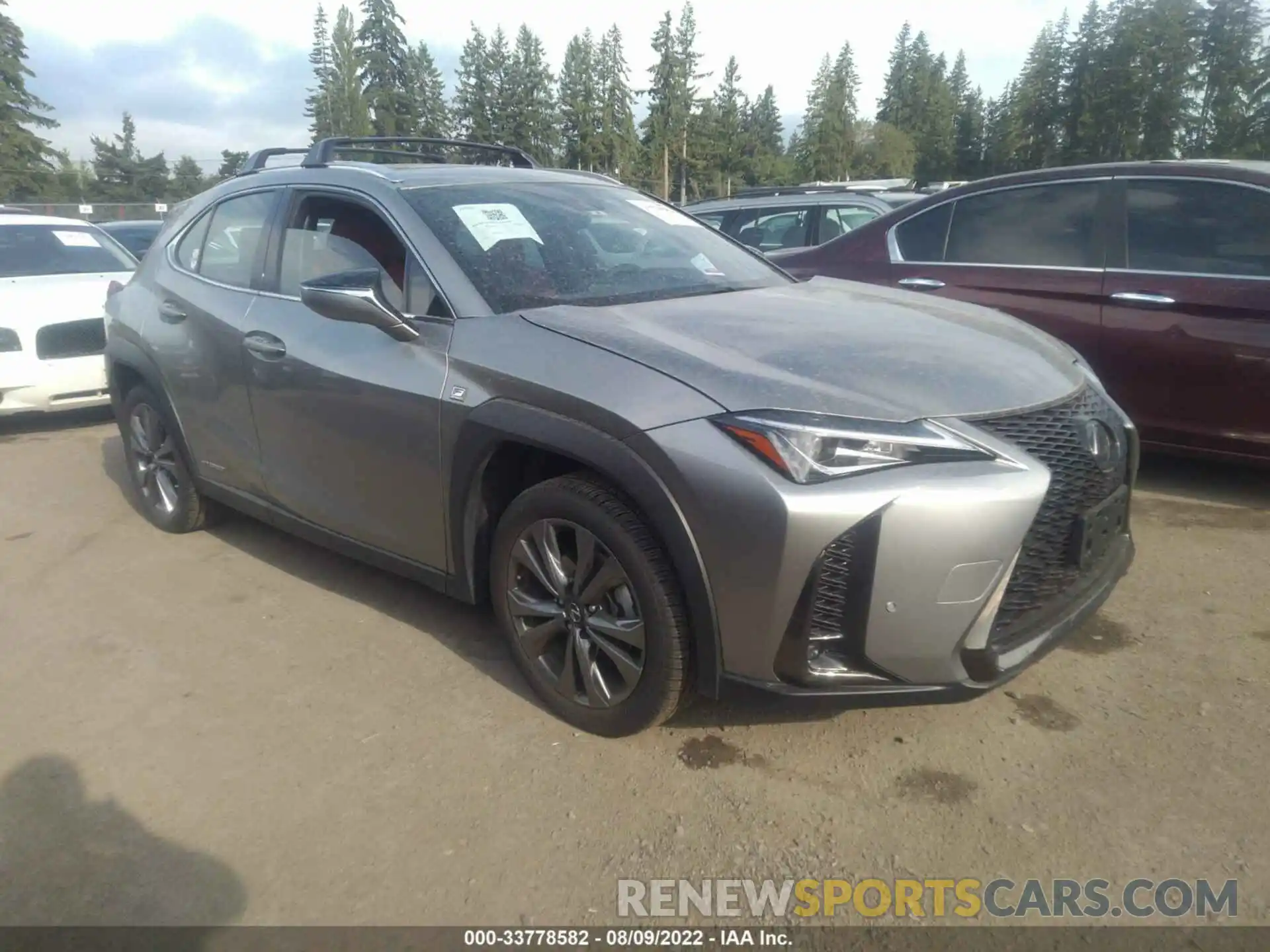 1 Photograph of a damaged car JTHR9JBH9L2032703 LEXUS UX 2020