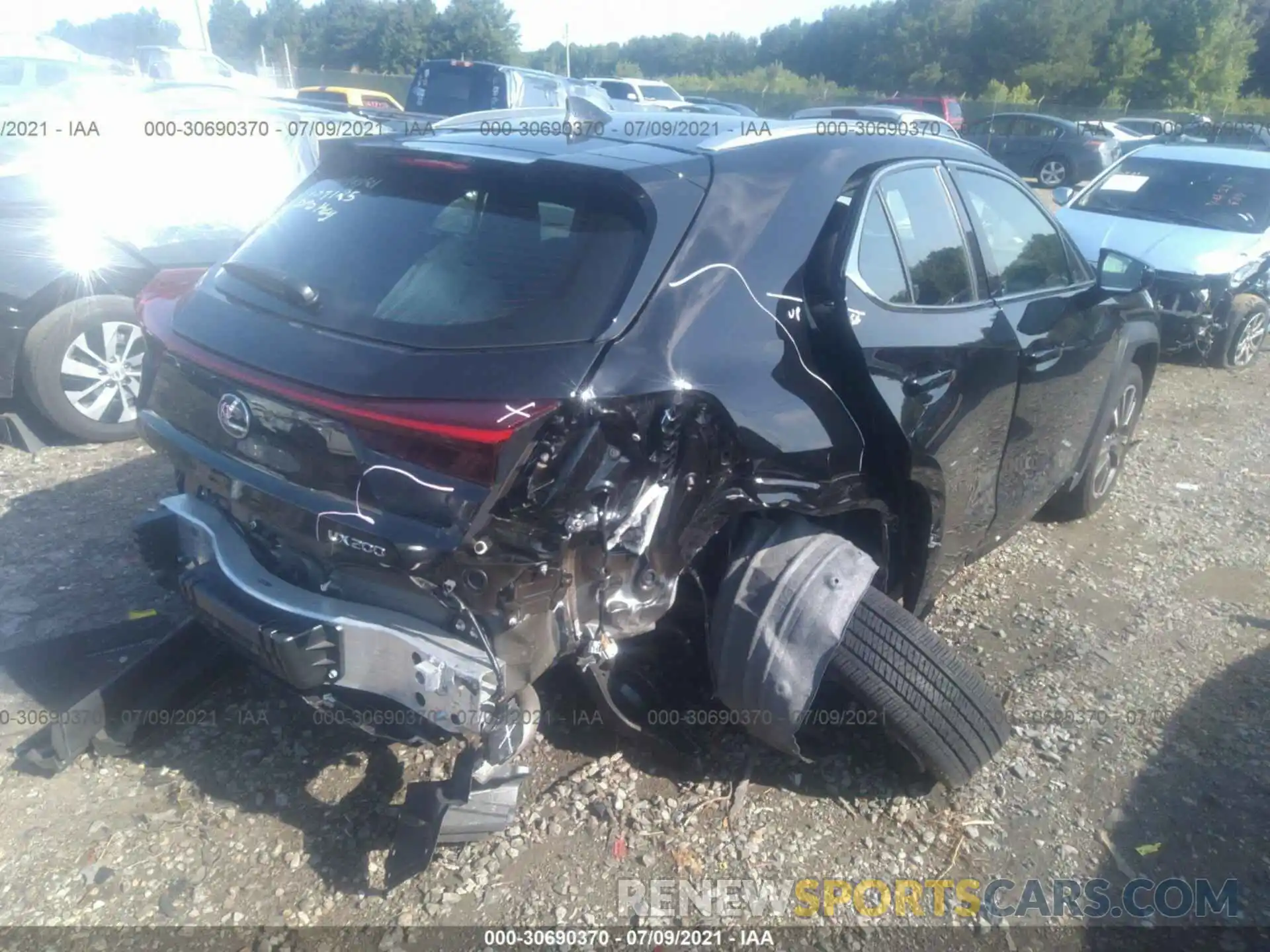 4 Photograph of a damaged car JTHX3JBH3L2027313 LEXUS UX 2020