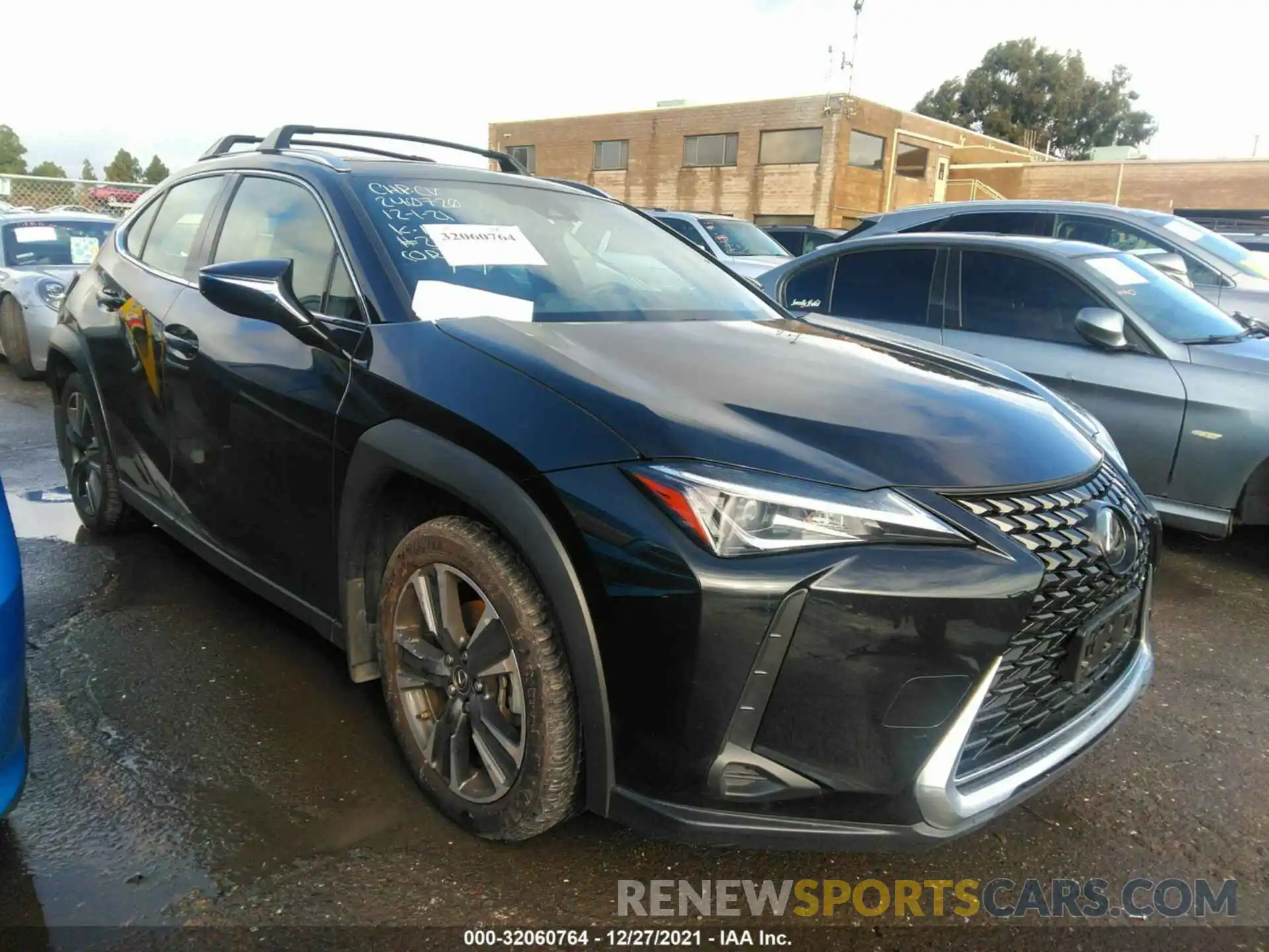 1 Photograph of a damaged car JTHX3JBH9L2024173 LEXUS UX 2020