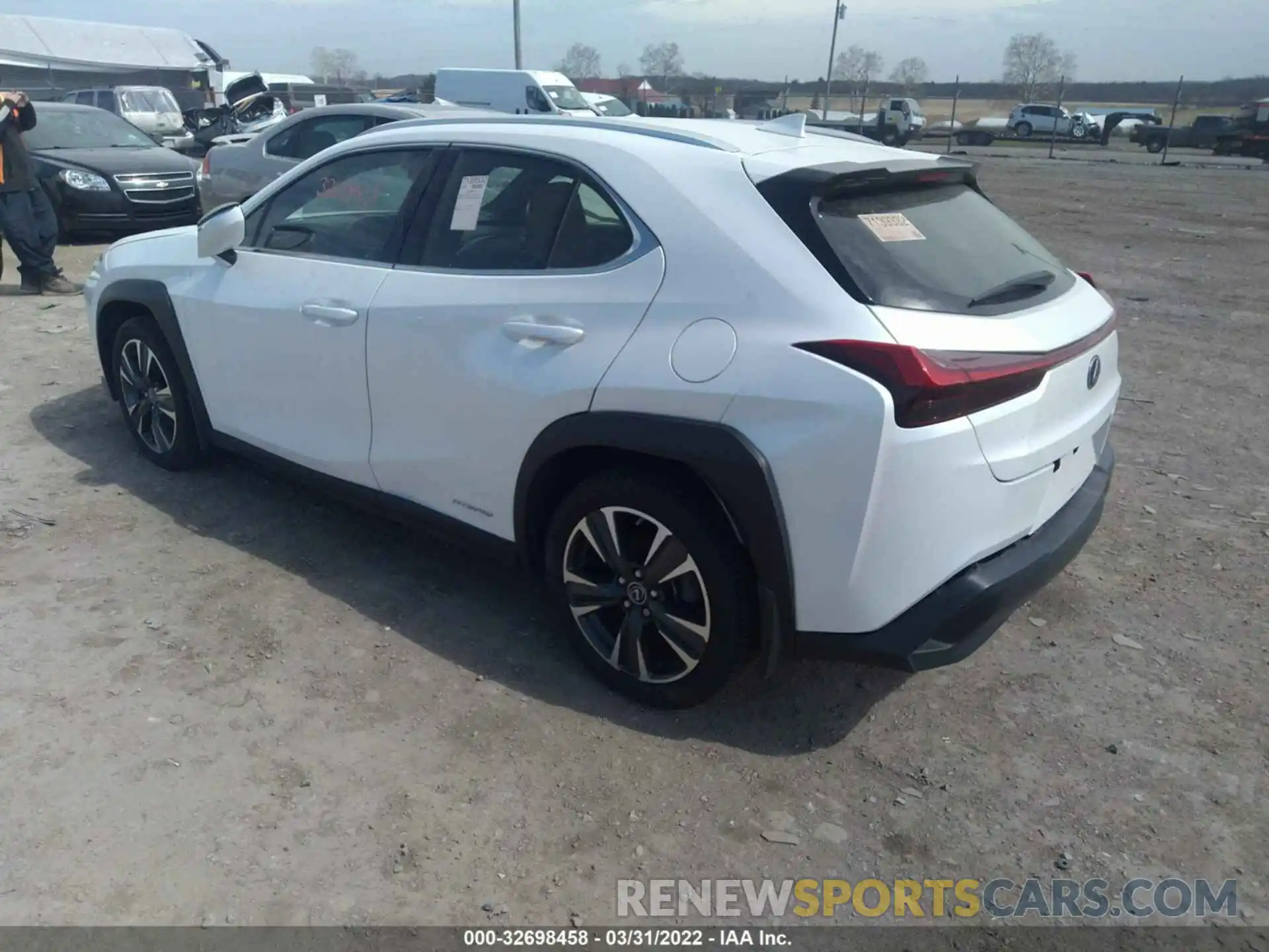 3 Фотография поврежденного автомобиля JTHX9JBH2L2036292 LEXUS UX 2020