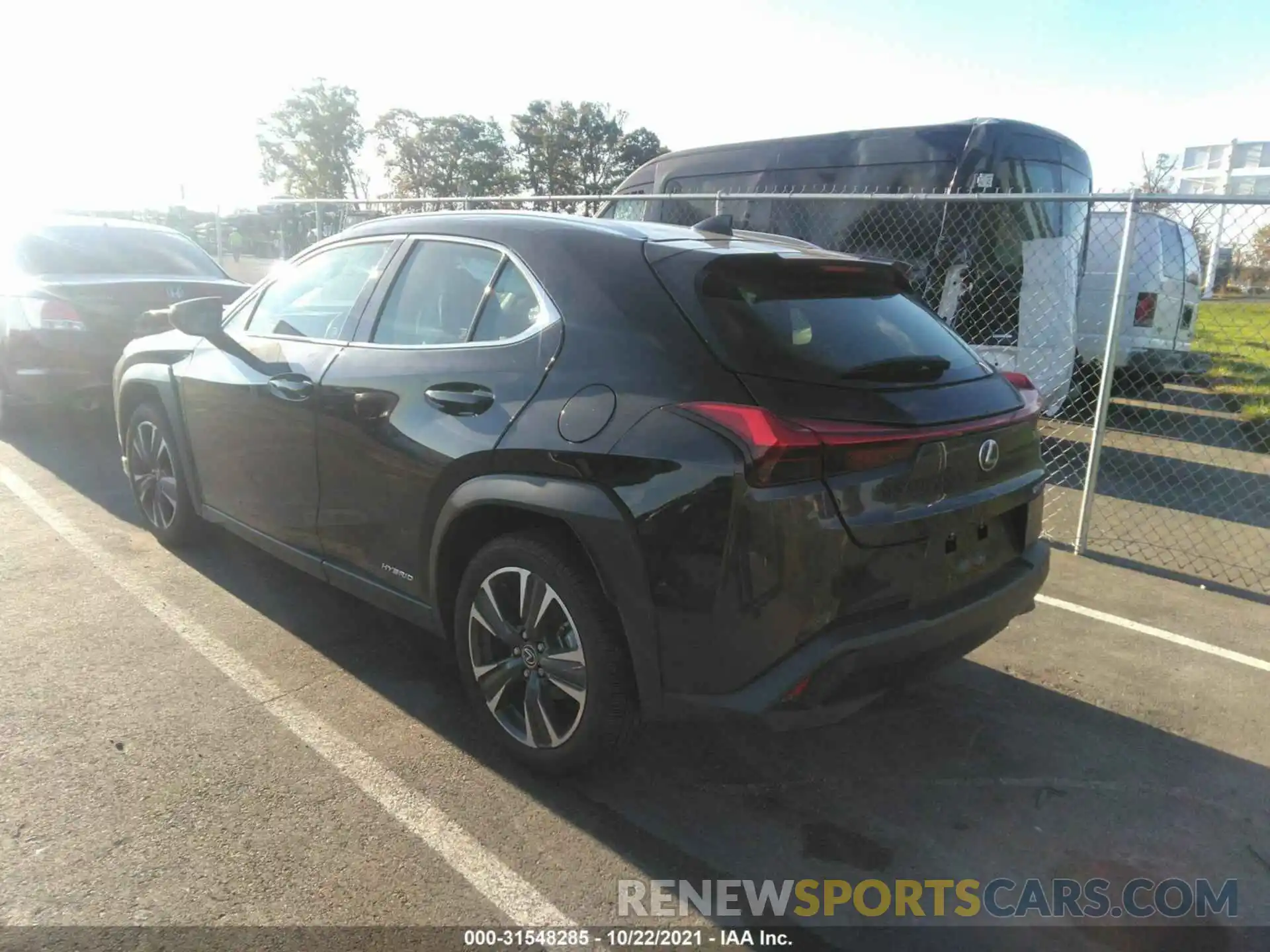 3 Photograph of a damaged car JTHX9JBH6L2033749 LEXUS UX 2020