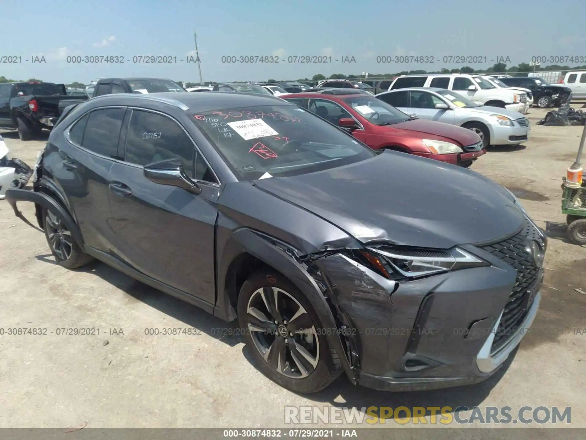 1 Фотография поврежденного автомобиля JTHP3JBH7M2040261 LEXUS UX 2021